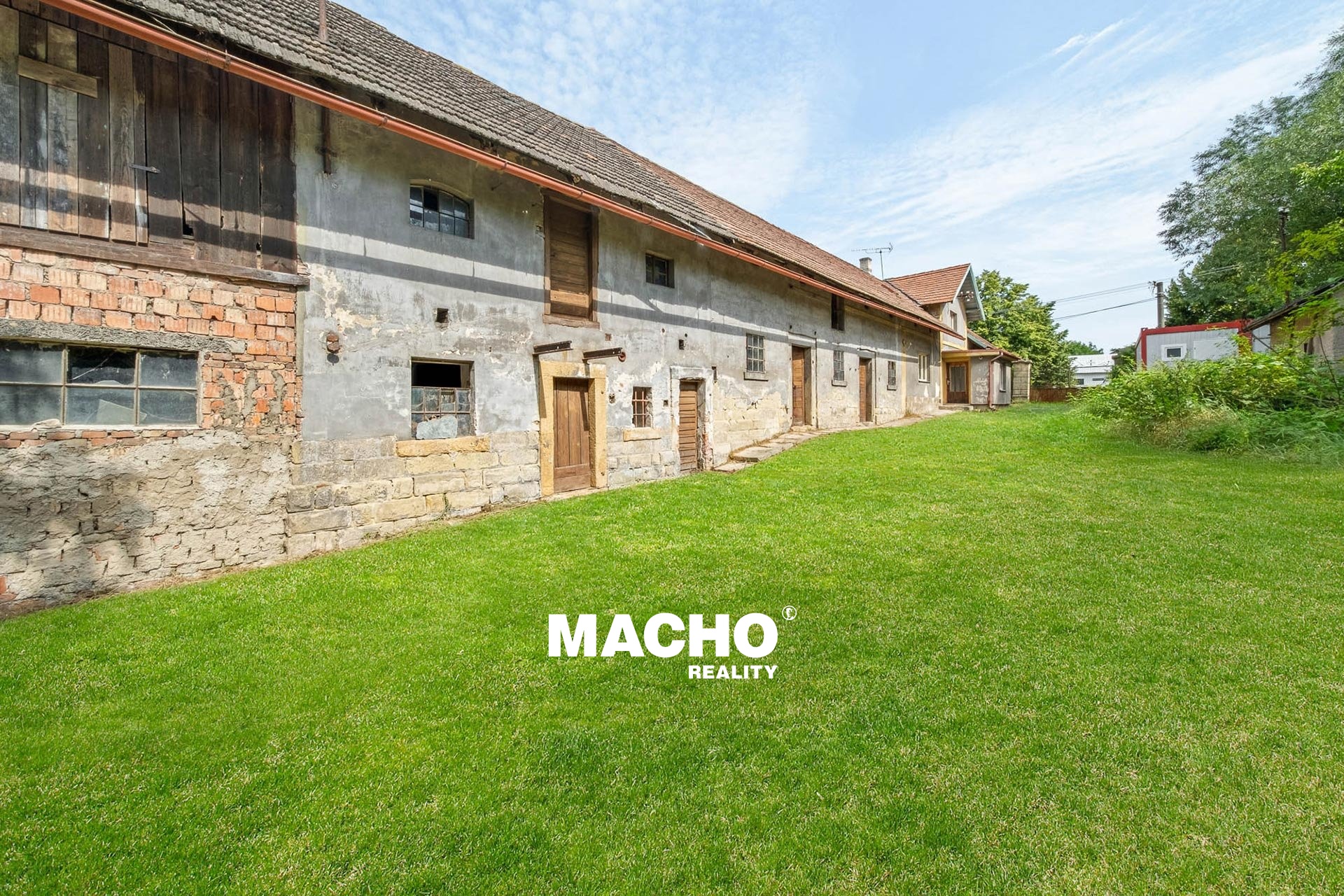 macho-reality-prodej-usedlosti-velis-05