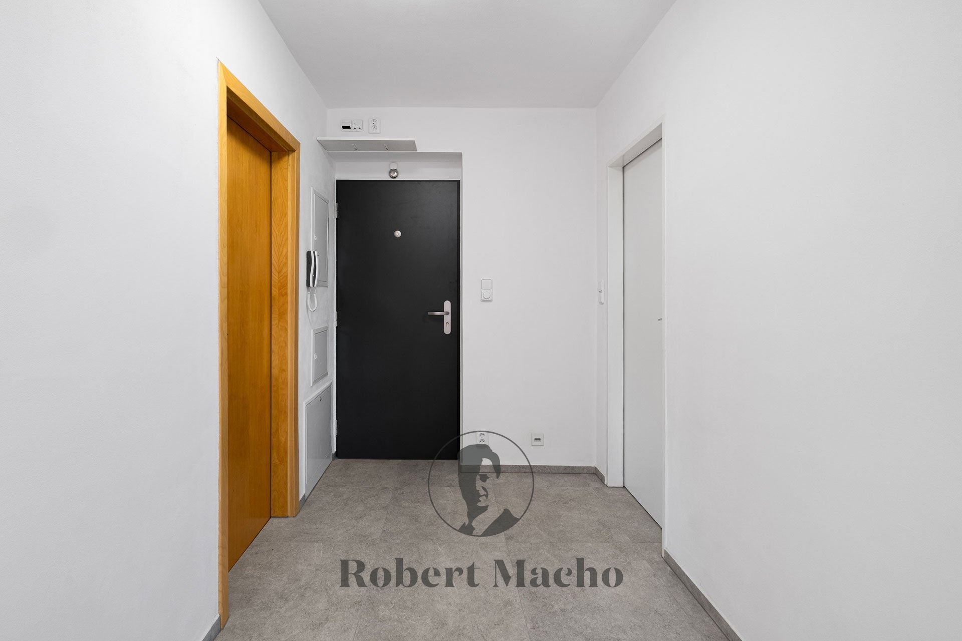 robert-macho-reality-pronajem-bytu-5-kvetna-mnisek