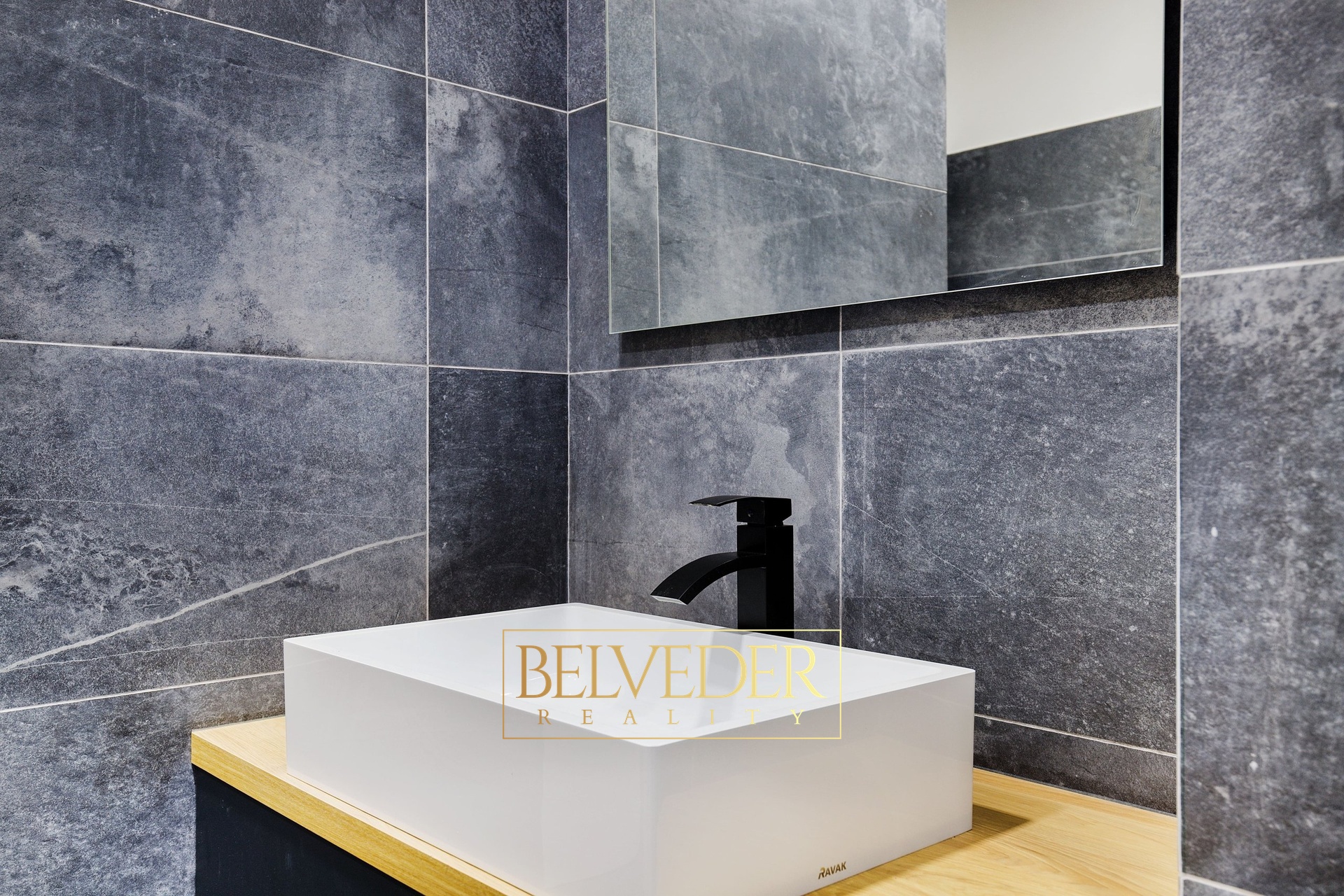 94f4cf0af167107afa0386d11f863c7f.original