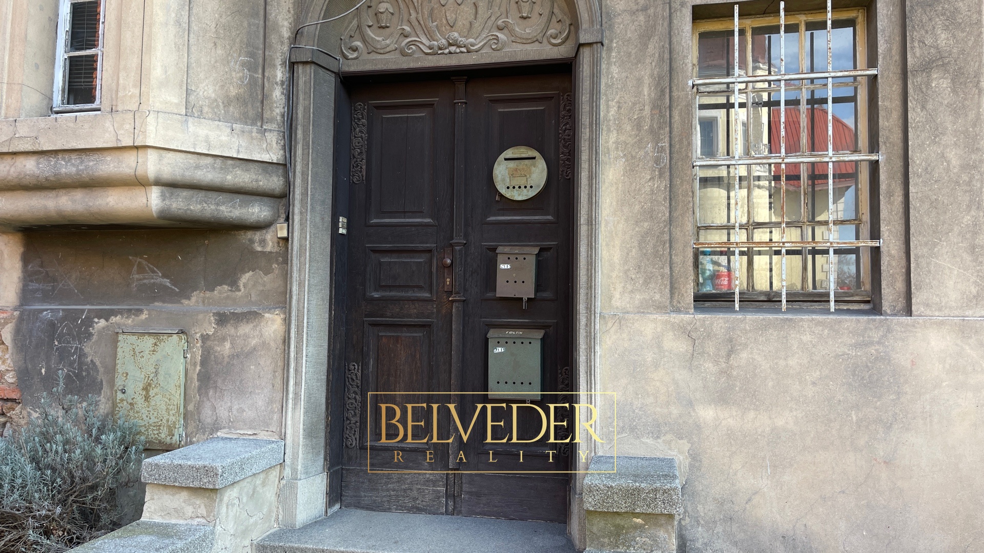 3AB4FD70-81F4-4CDB-A32E-3321DF87878E