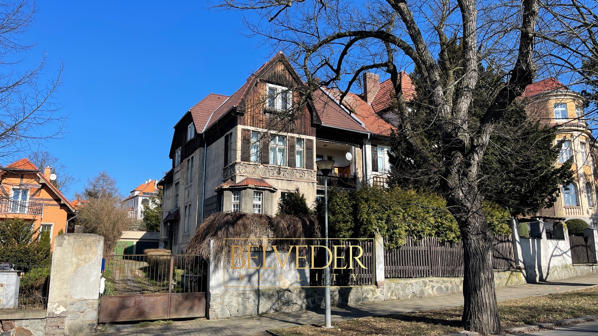 A54099A5-7C0D-4C2E-9643-3EAFF568617E