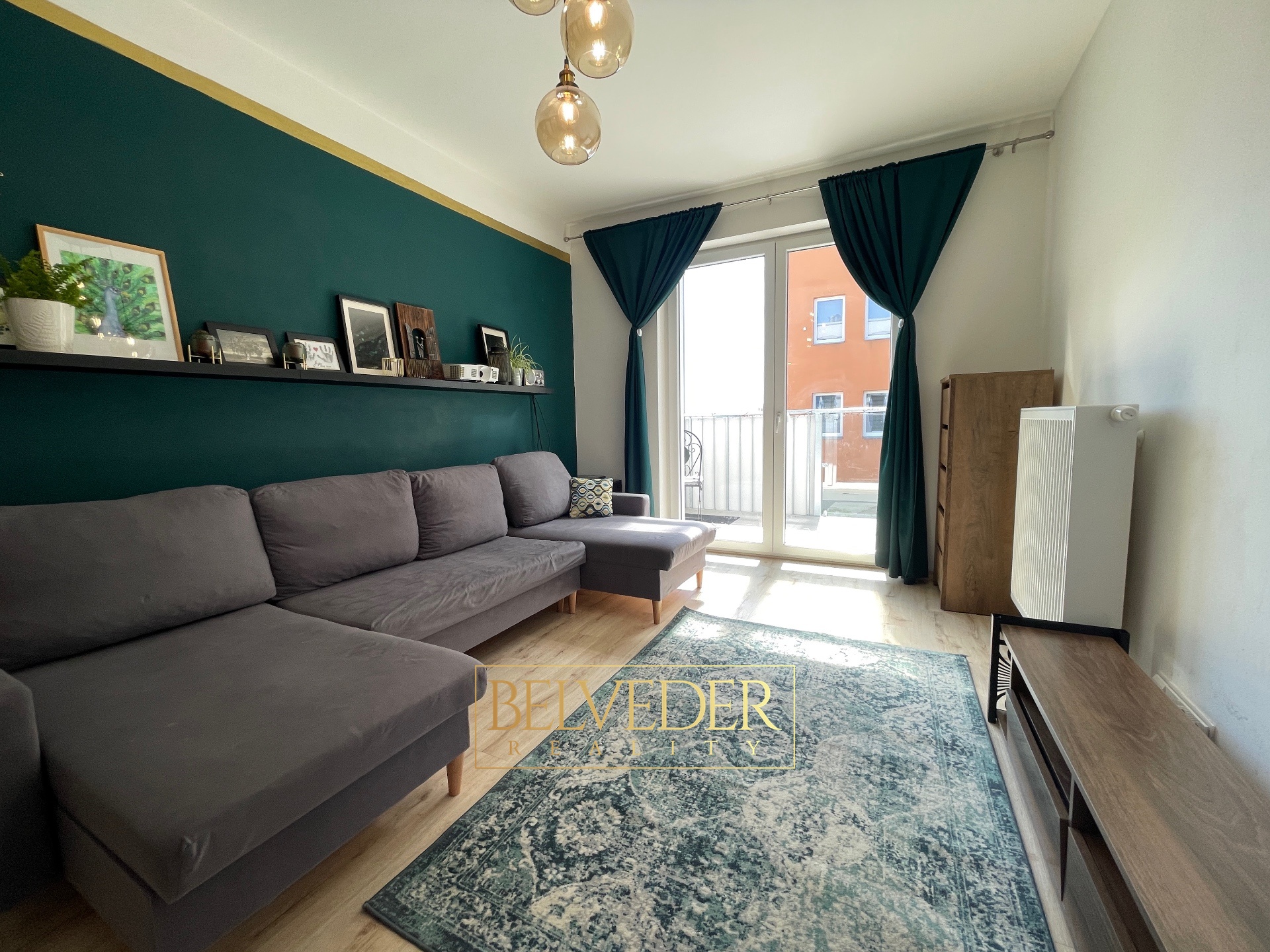 00B1C4F1-1BC2-41AD-8446-76DB2349CD00