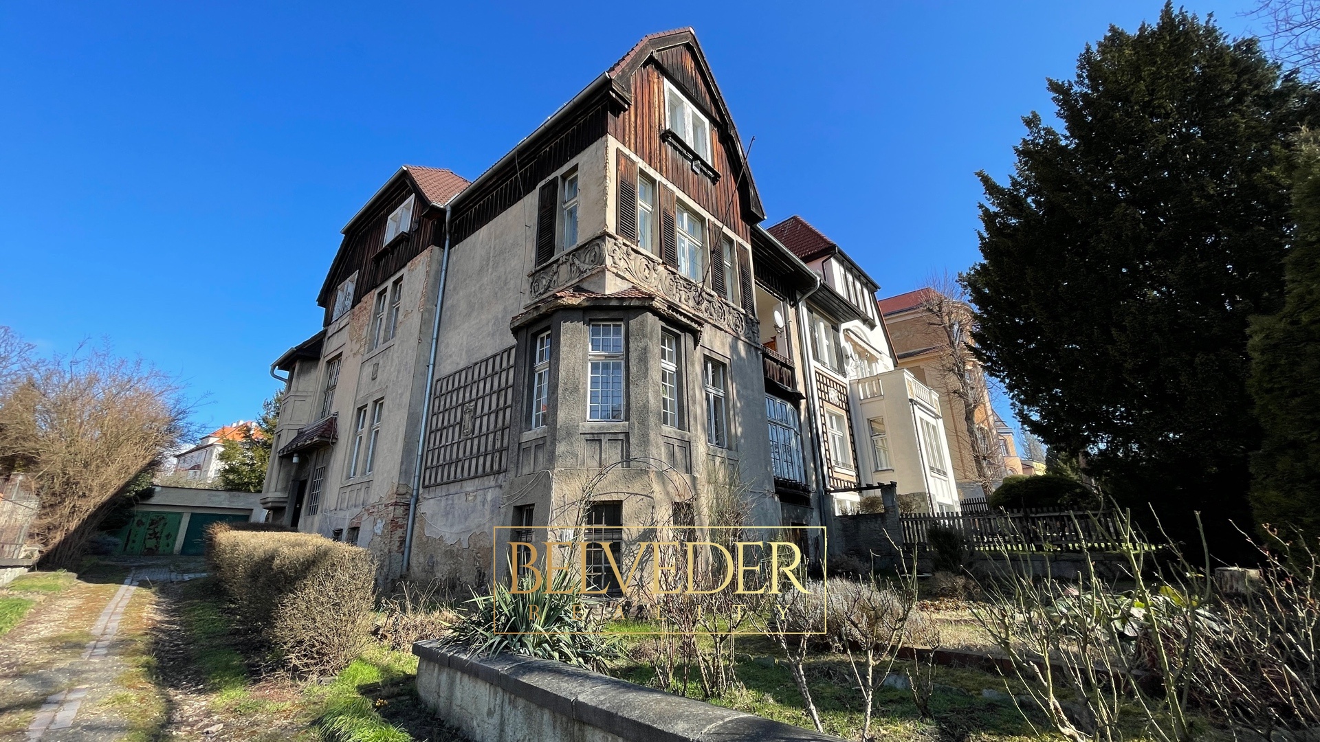 3A7E9A0B-28FE-4050-A4DC-C4D807696529