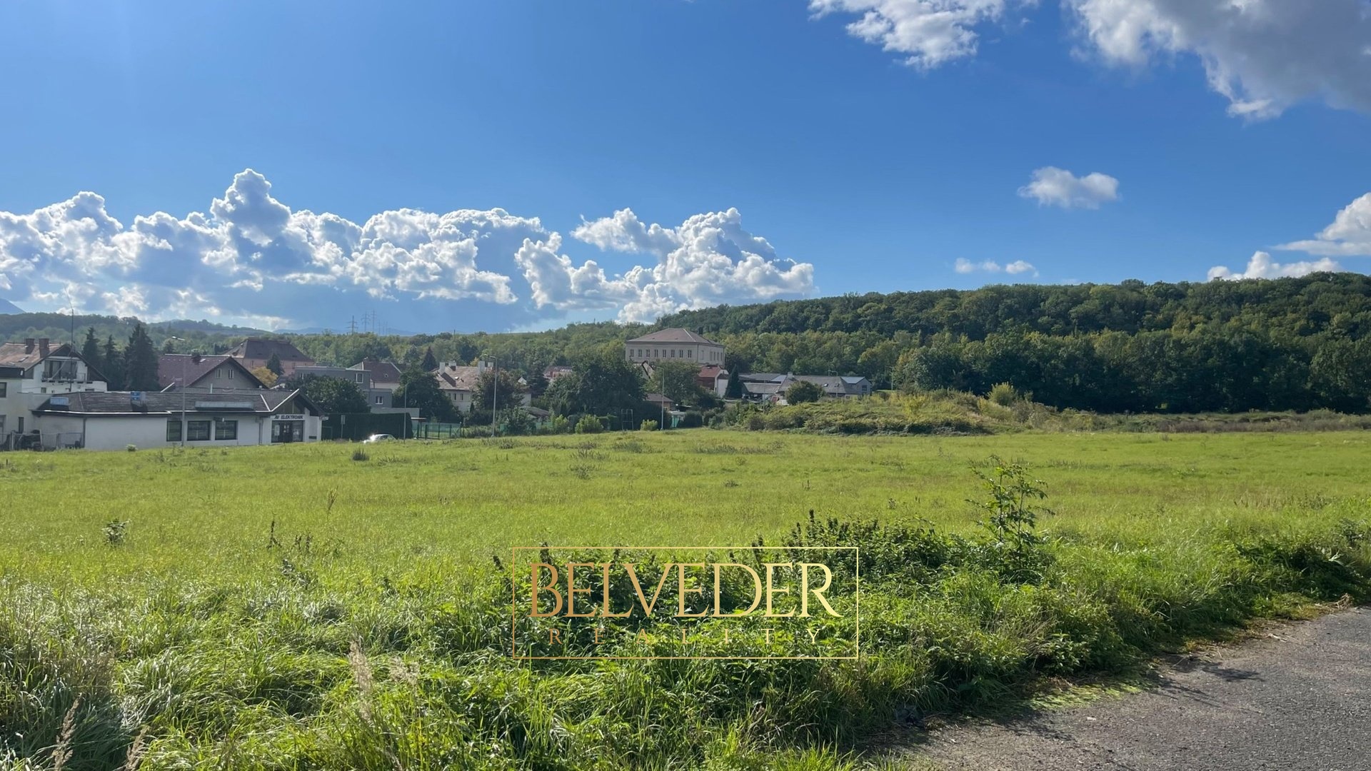 prodej-pozemky-pro-bydleni-811-m2-teplice-plynaren