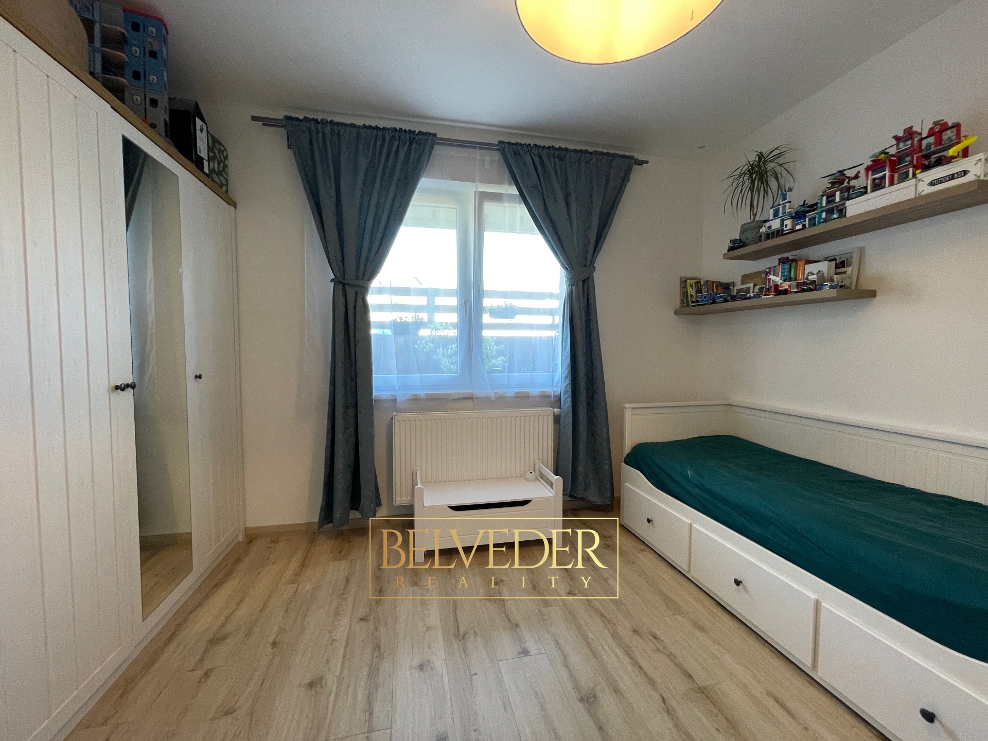 1CA35E3B-55E5-4DBD-811F-511B20ECBEDC