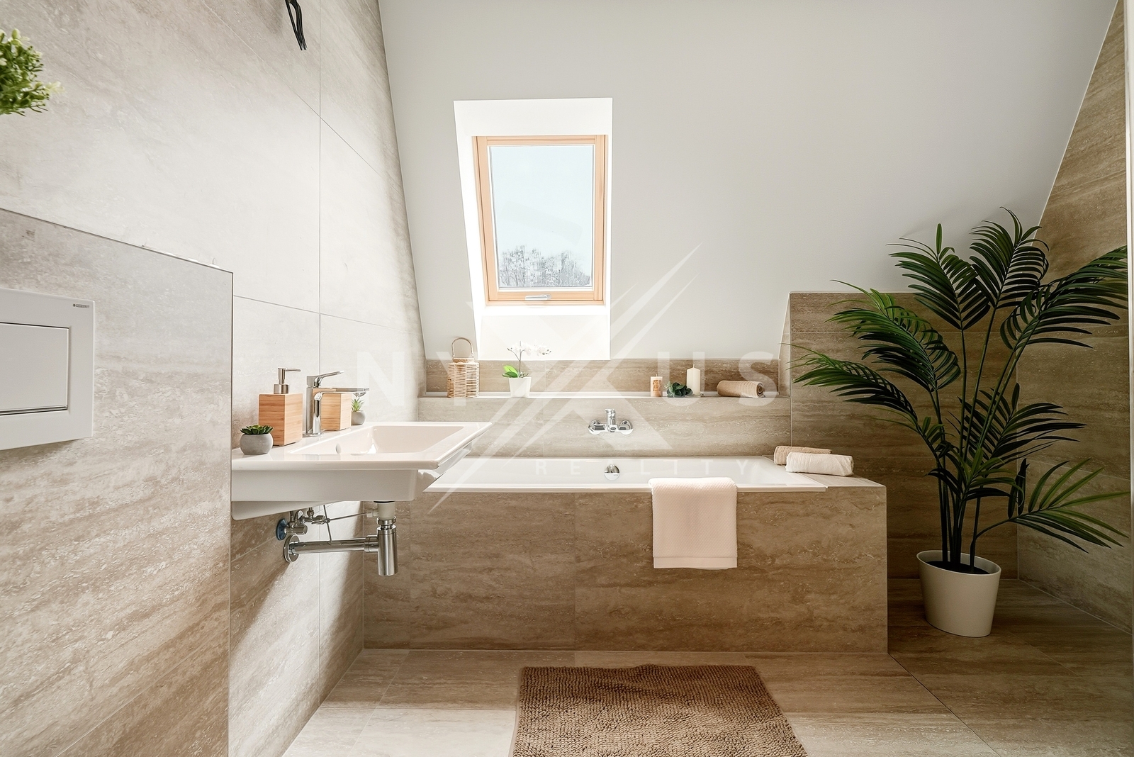 Koupelna s toaletou, vanou a sprchovým koutem