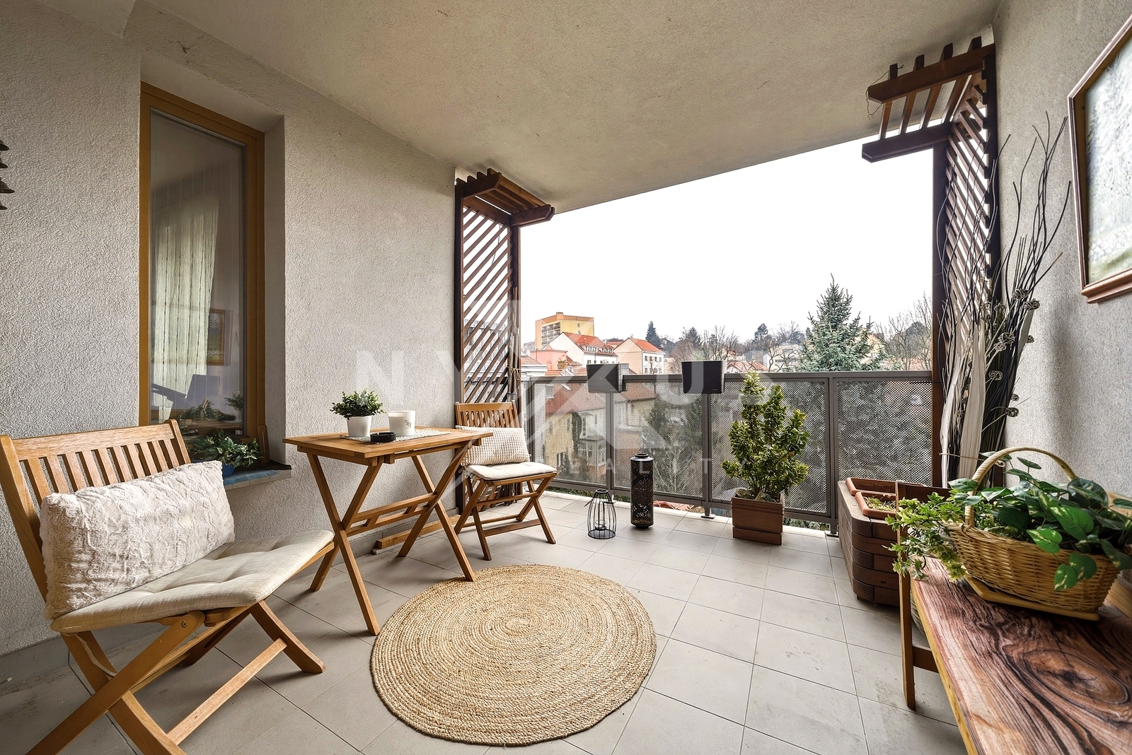 Krytá lodžie s výhledem