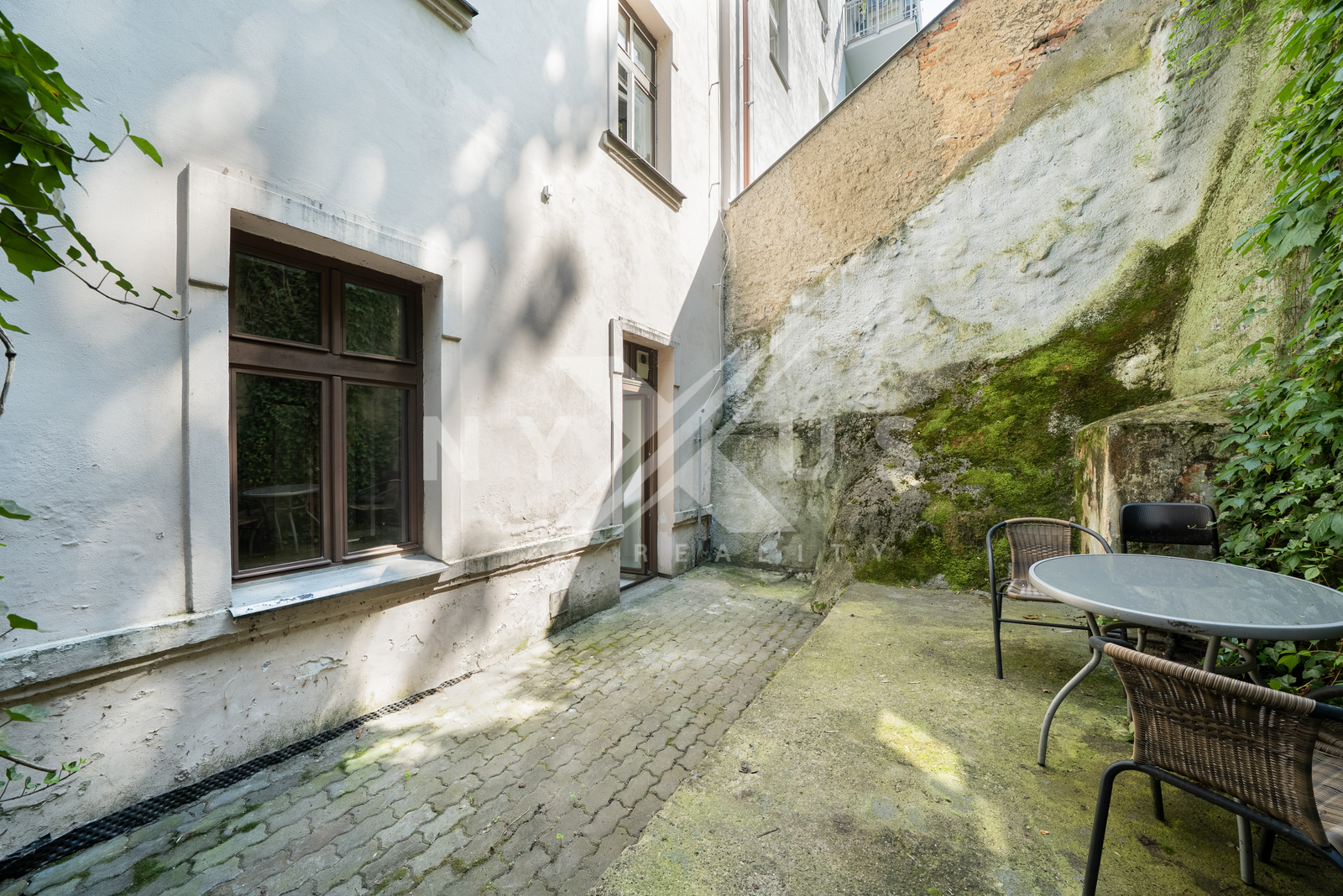 Předzahrádka 23 m²