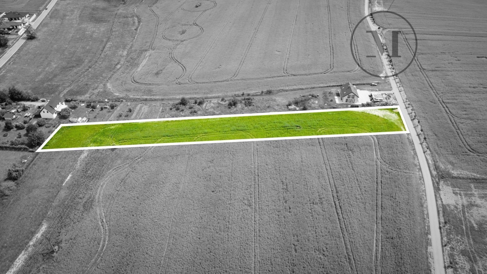 DJI_0125-27_obrys v černobílé.jpg