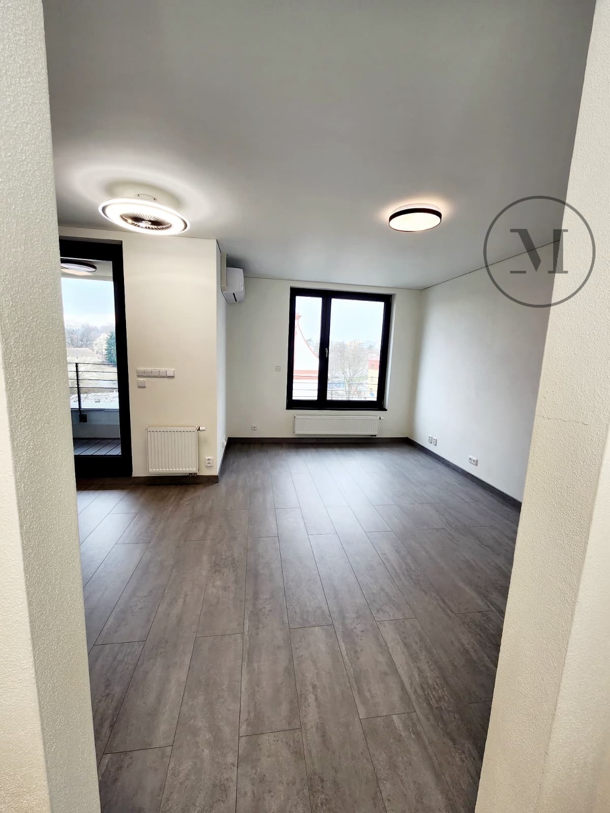 WhatsApp Image 2026-03-23 at 22.00.42 (1).jpeg