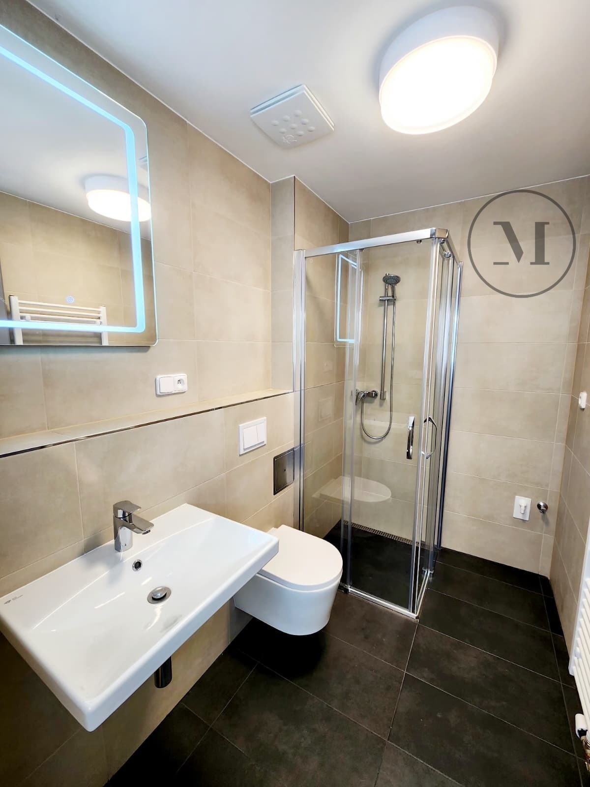 WhatsApp Image 2026-03-23 at 22.00.42 (2).jpeg