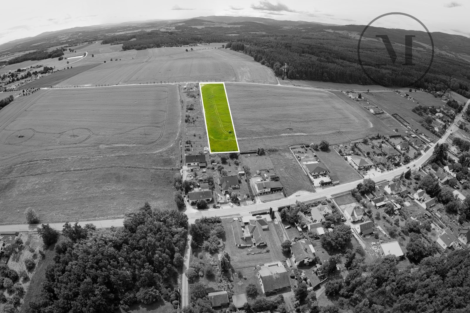 DJI_0001 - DJI_0009 rybí oko_Obrys bez šrafu v čer
