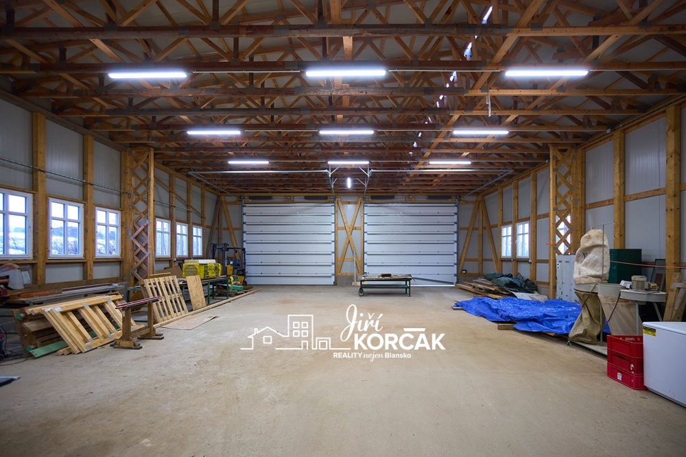 Hala-Olesna_web_0003