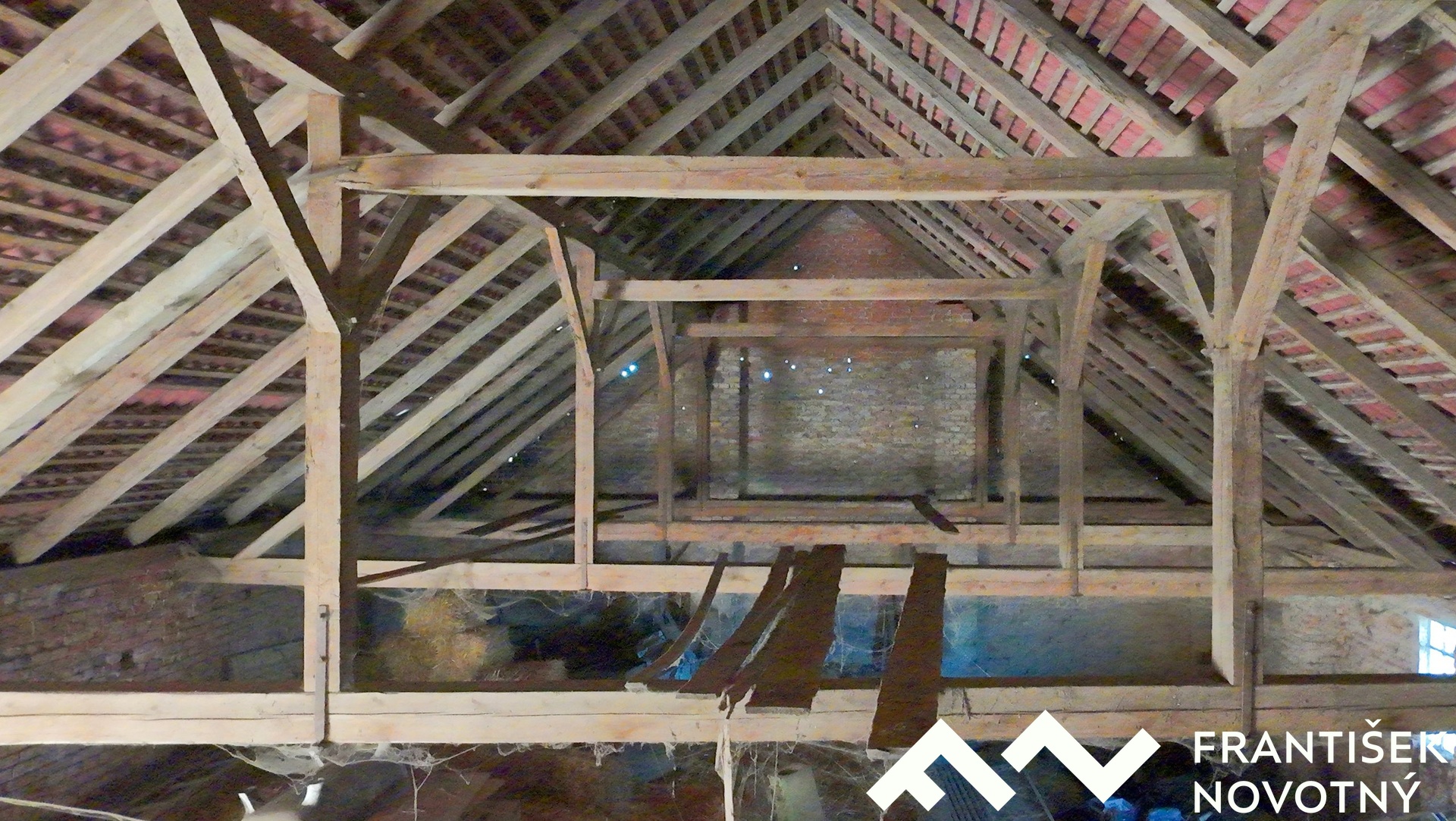 dji_fly_20260409_160356_0129_1775743839481_photo_beautify