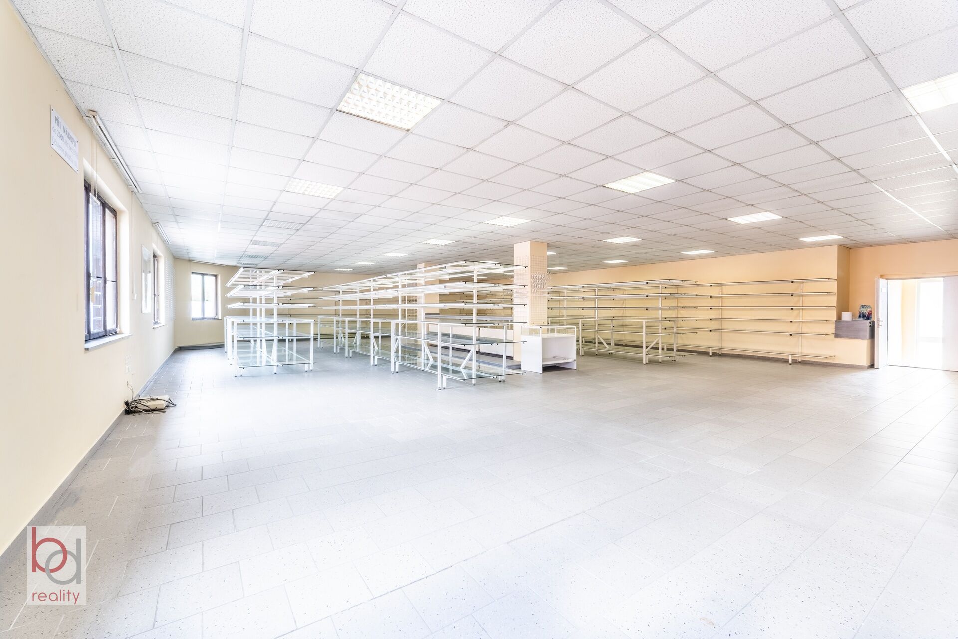 Prodej výrobního objektu, 1 830 m² Hluboká nad Vltavou (okres České Budějovice), Vltavská, obrázek 17