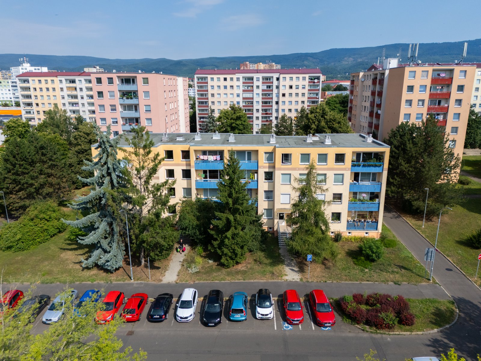 Byt Masarykova tř. 1598, Teplice dron-3.jpg