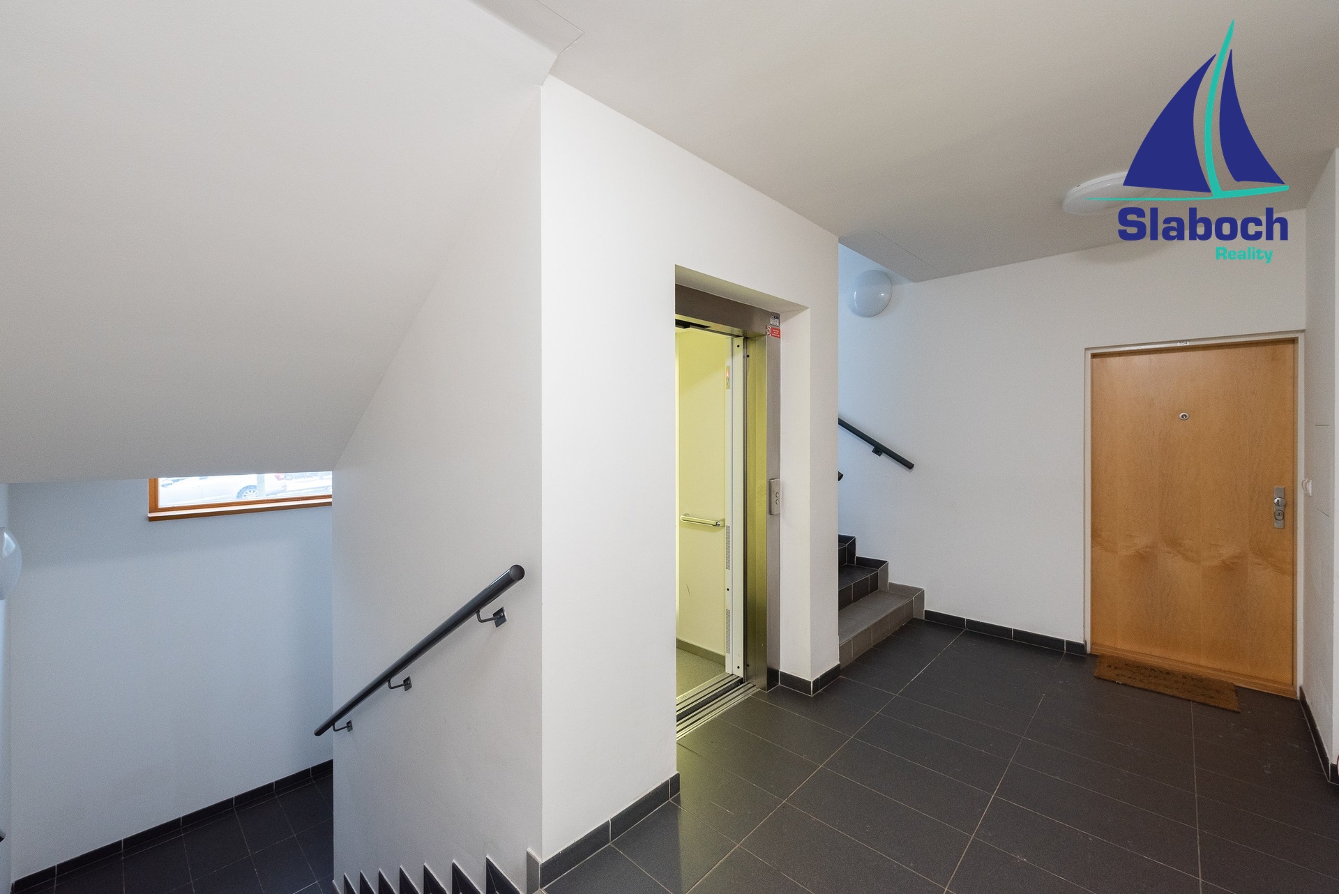 Byt_Laténská_(3_of_26)[1]