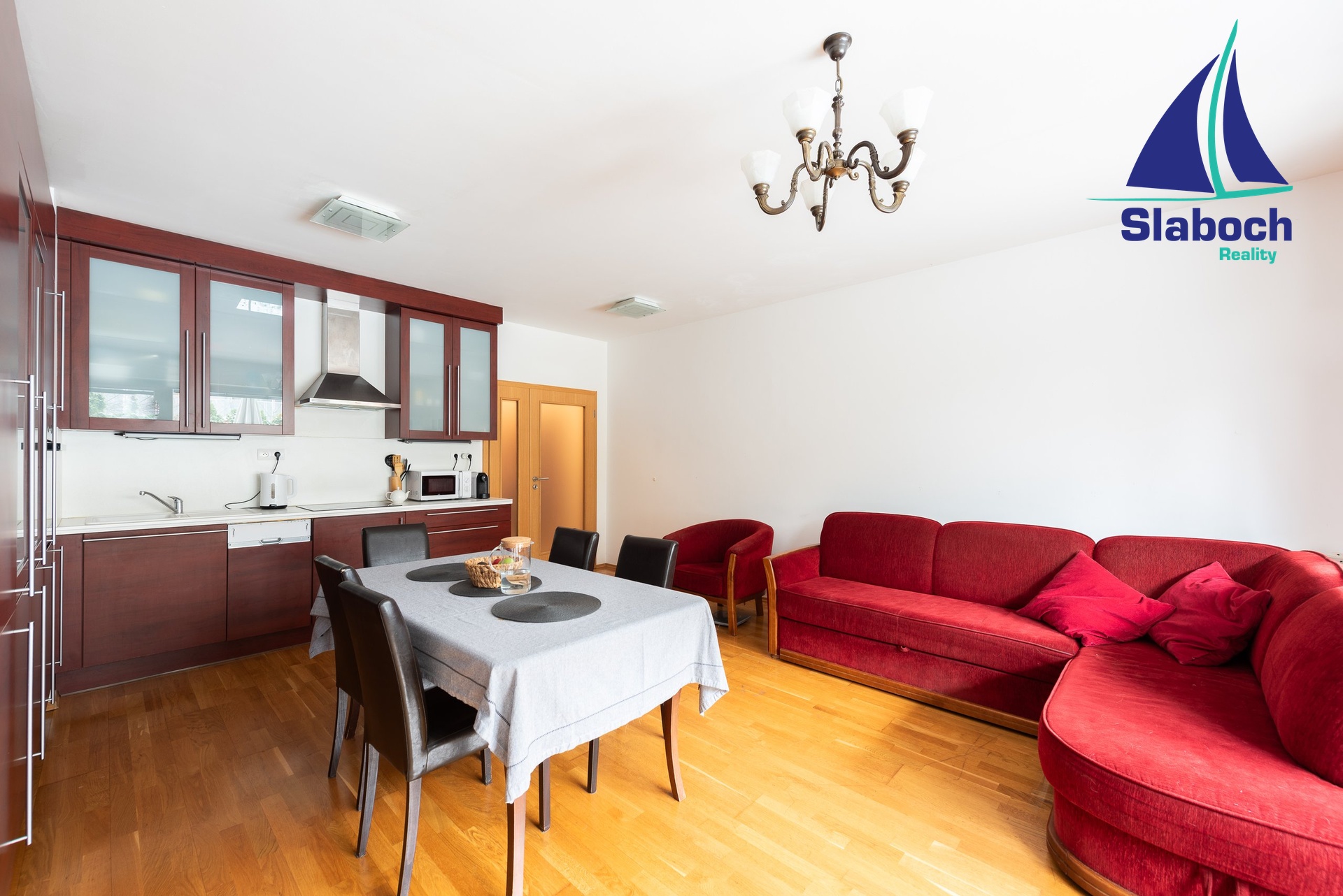 Byt_Laténská_(6_of_26)[1]