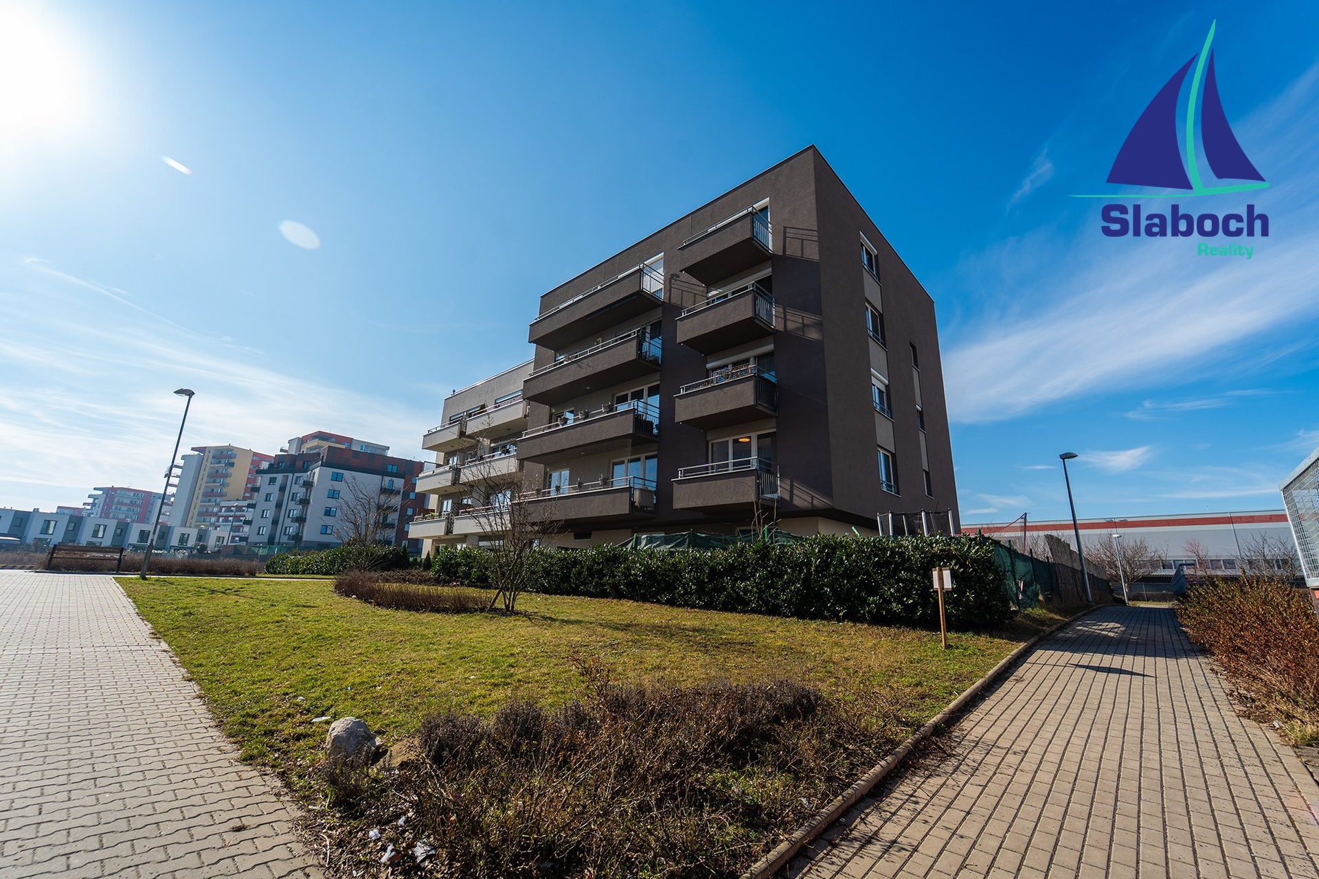 Byt,_Letňany_(24)[1]