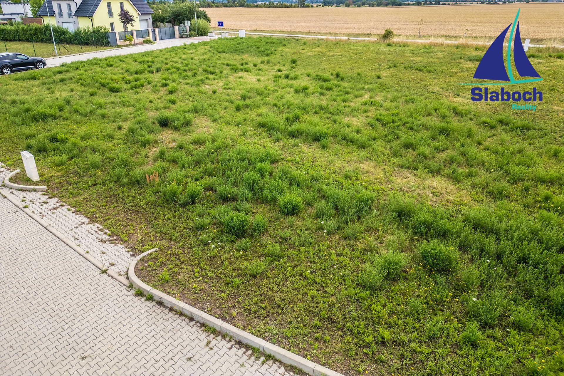 Pozemek,_Měšice_(9)[1]