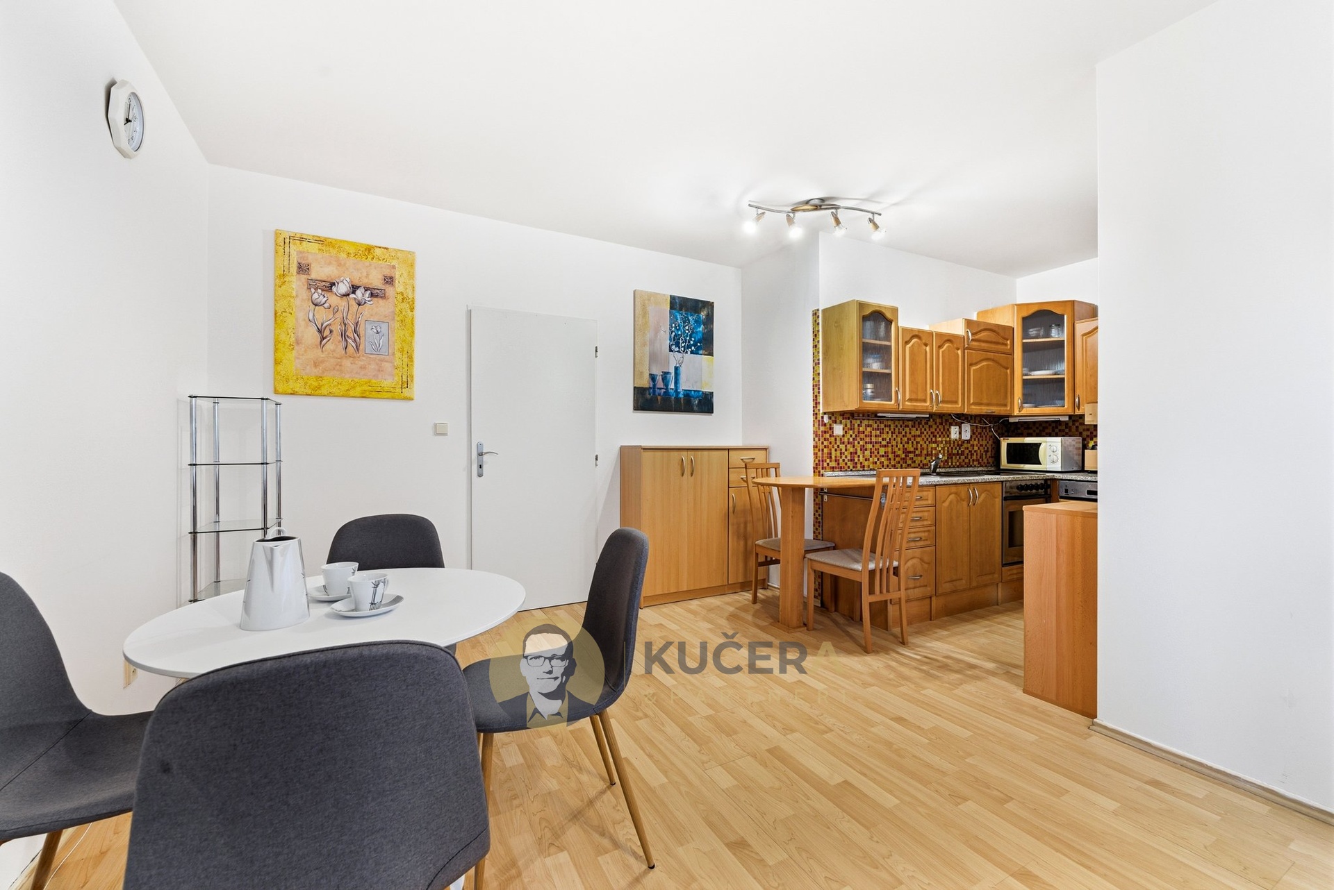 Praha_Hne?zdenska?_rozlis?eni? pro web-14