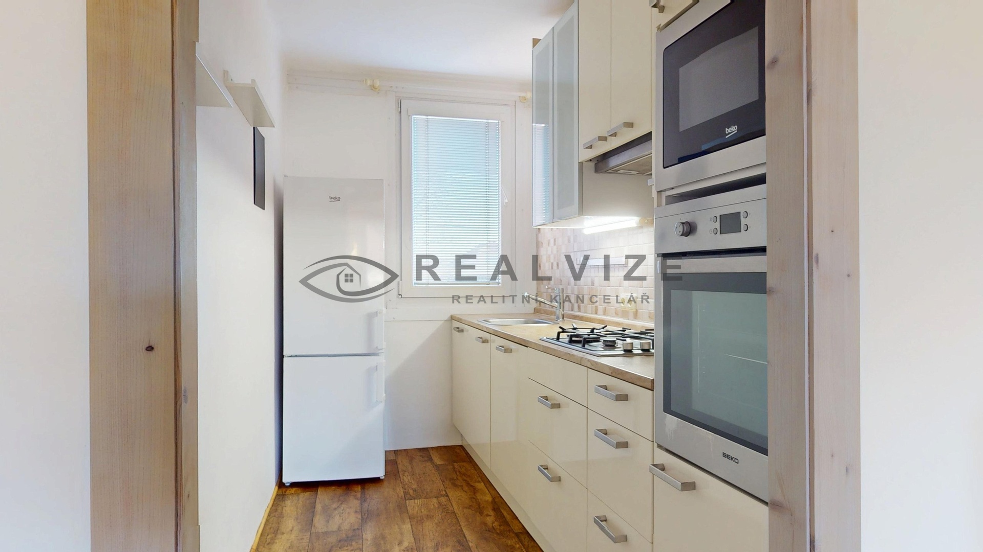 Byt Lidická 2+1 pohled do kuchyně