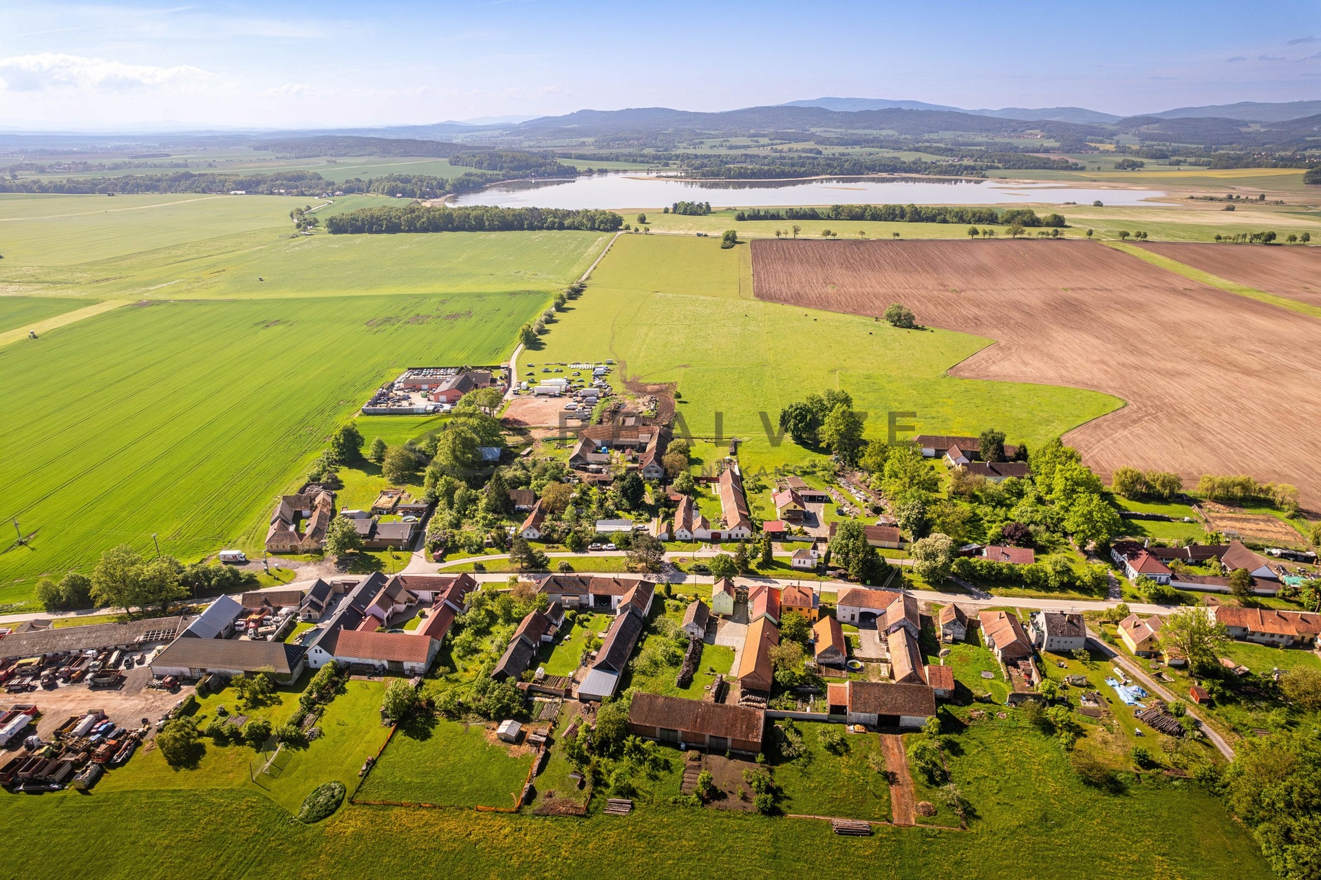 25-05-07 Tupesy 29 Rekrea?n? objekt Foto__27