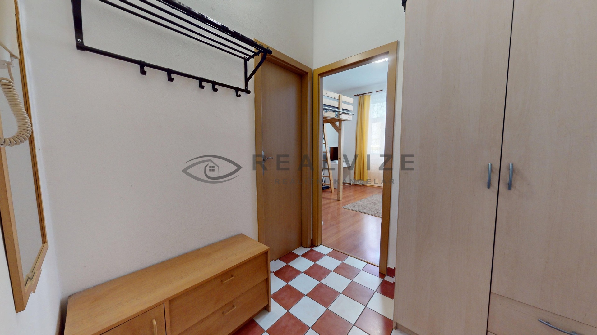 vstup obývací pokoj byt Otakarova