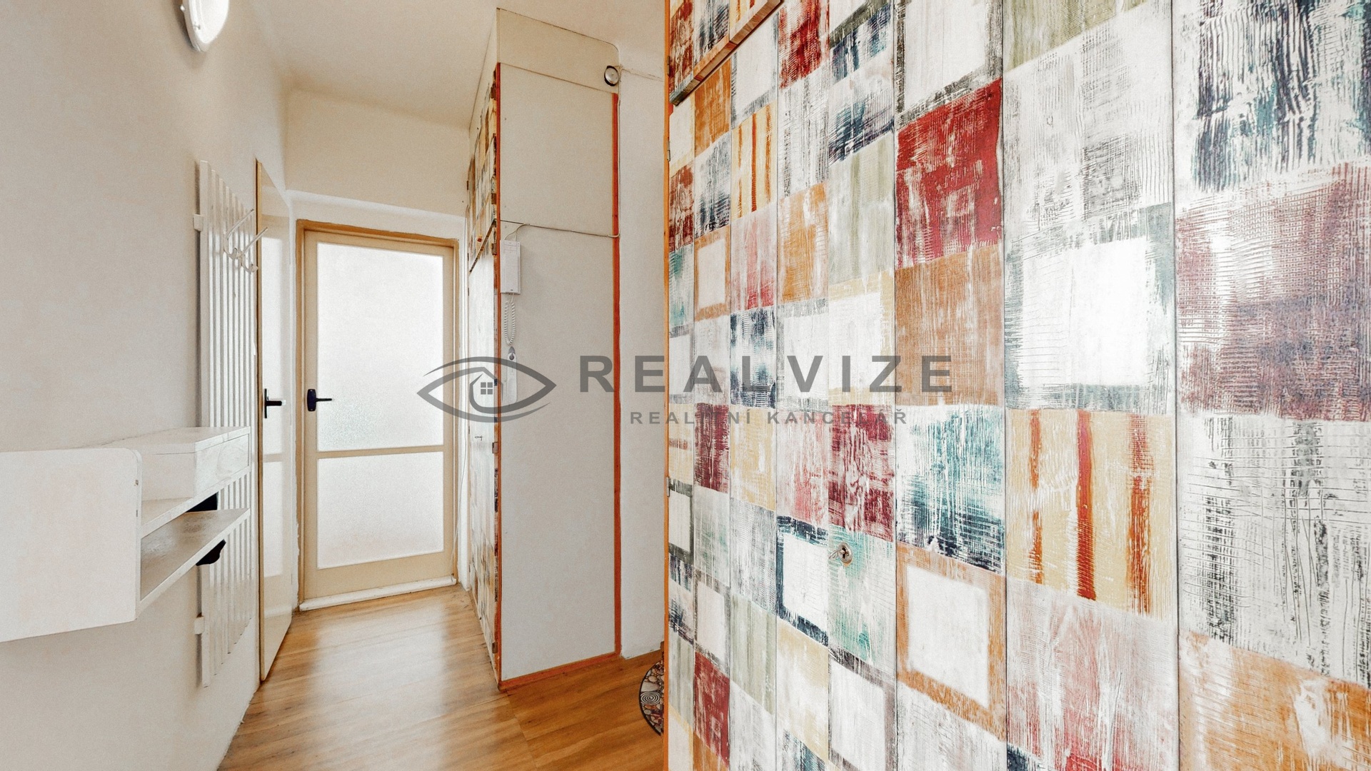 Byt Brožíkova 2+1 vstup