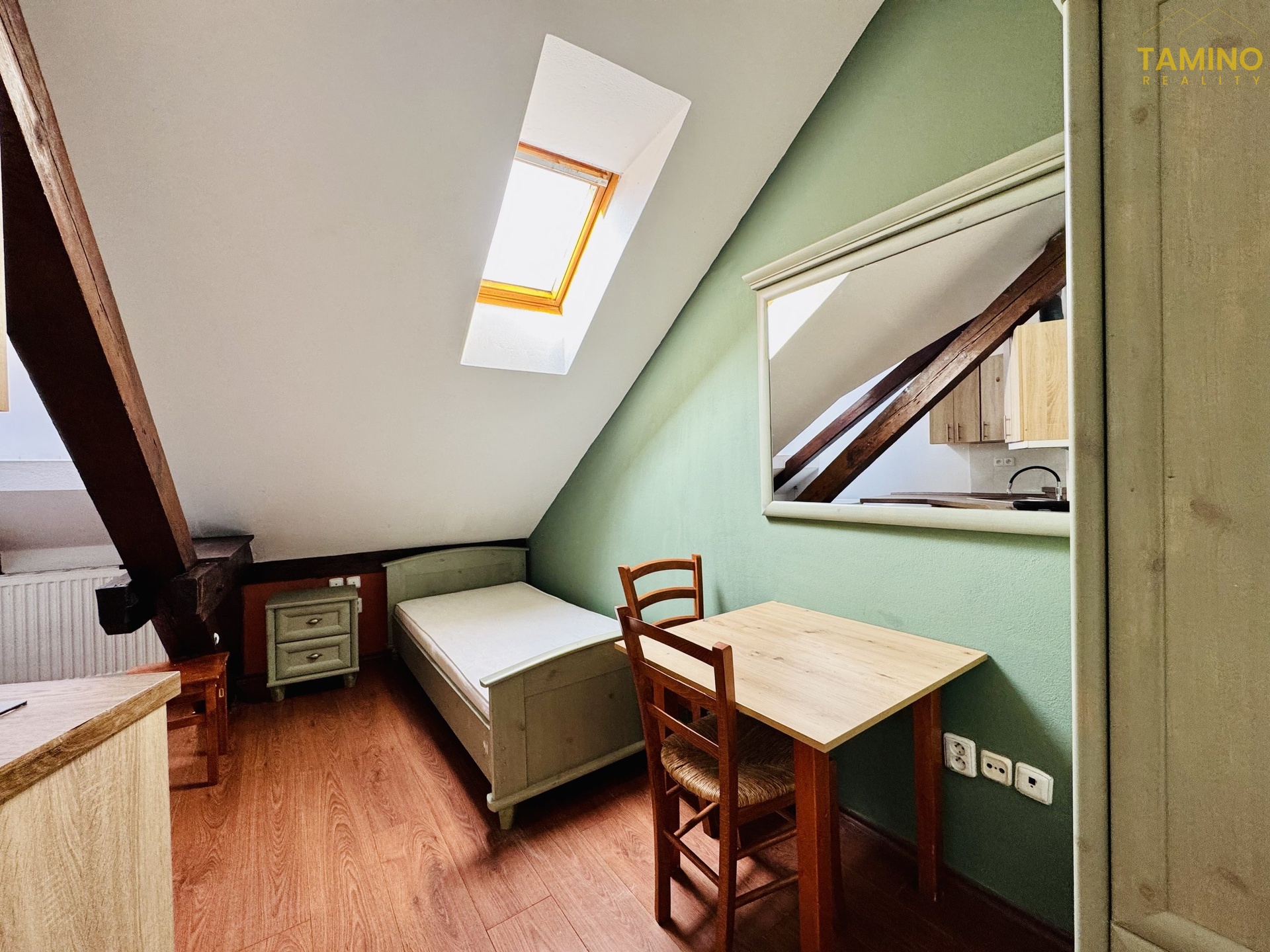 Pronájem bytu 1+kk a garsoniéry Moravské Budějovice 8 000 Kč za měsíc, foto 1