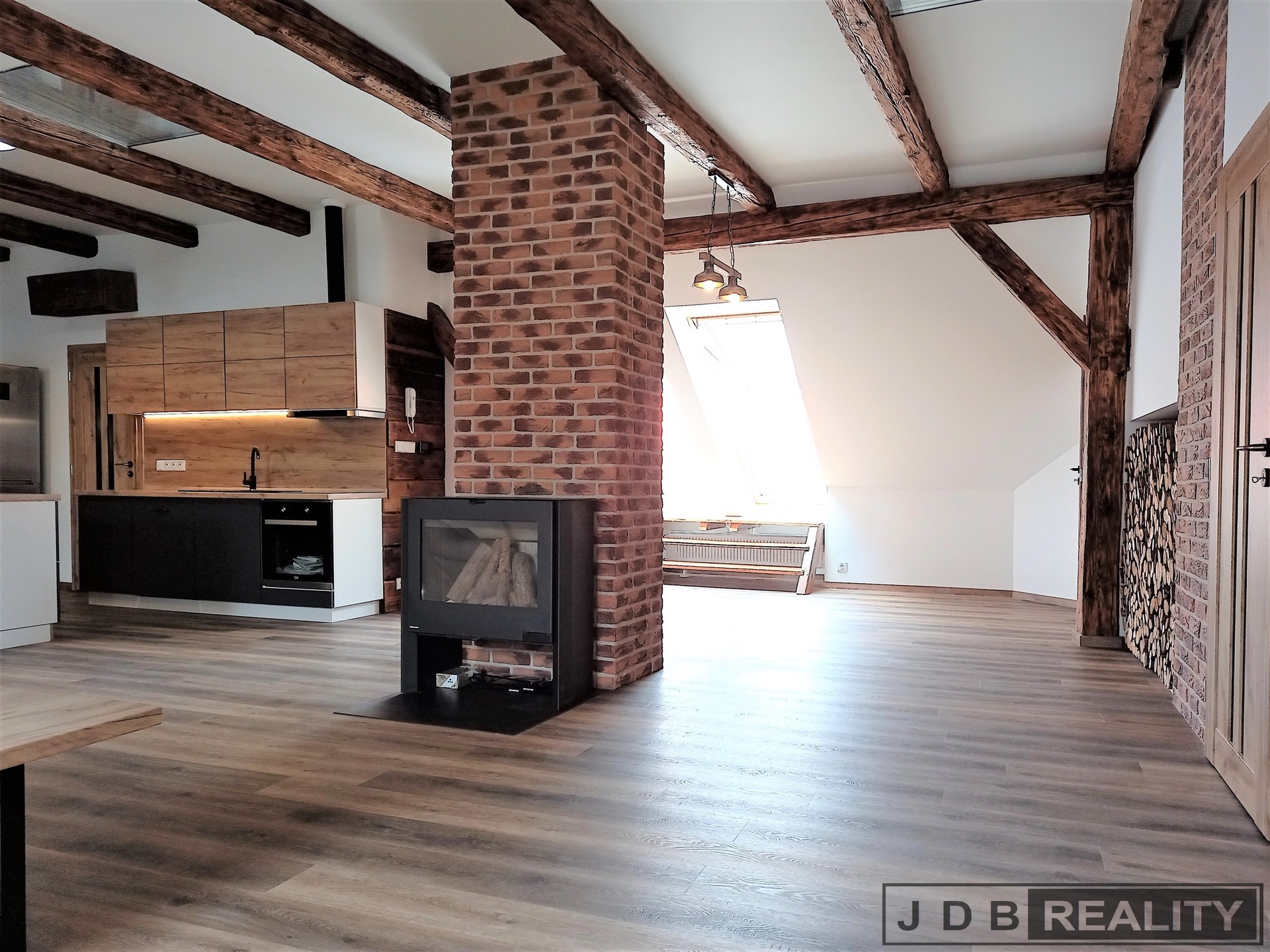 byt k pronájmu (19)