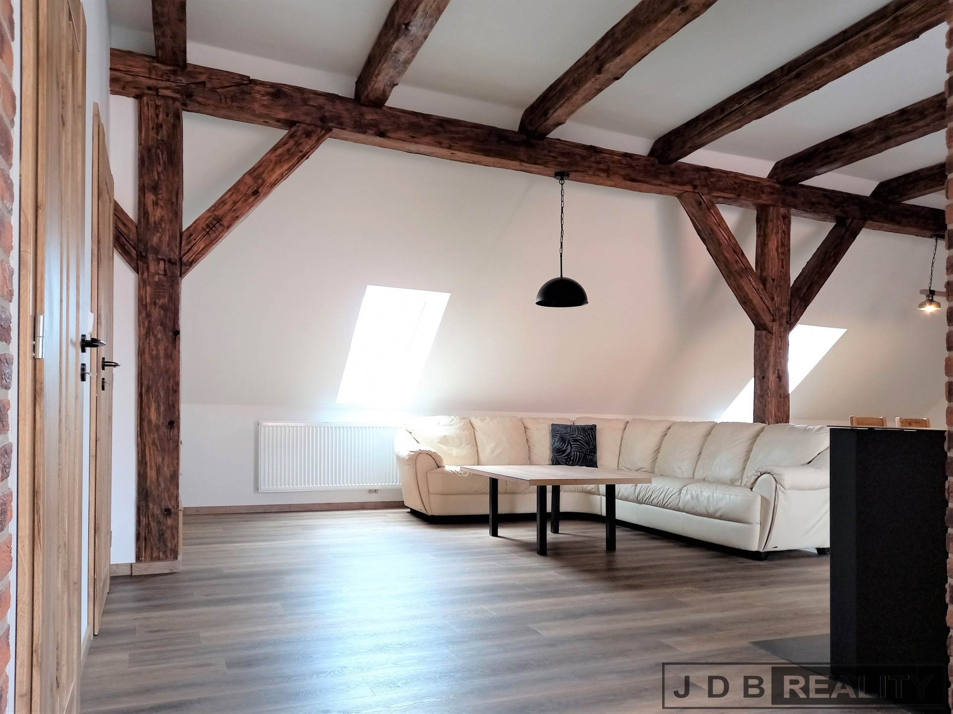 byt k pronájmu (24)