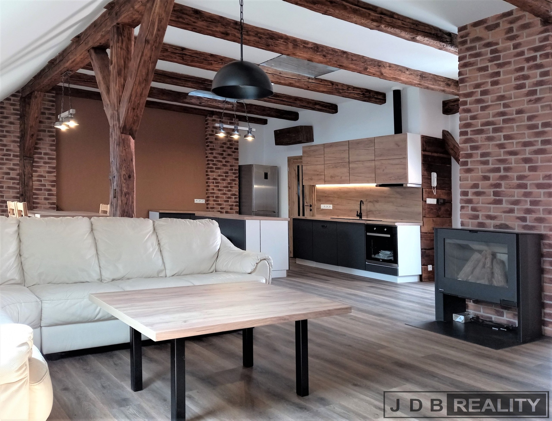 byt k pronájmu (18)