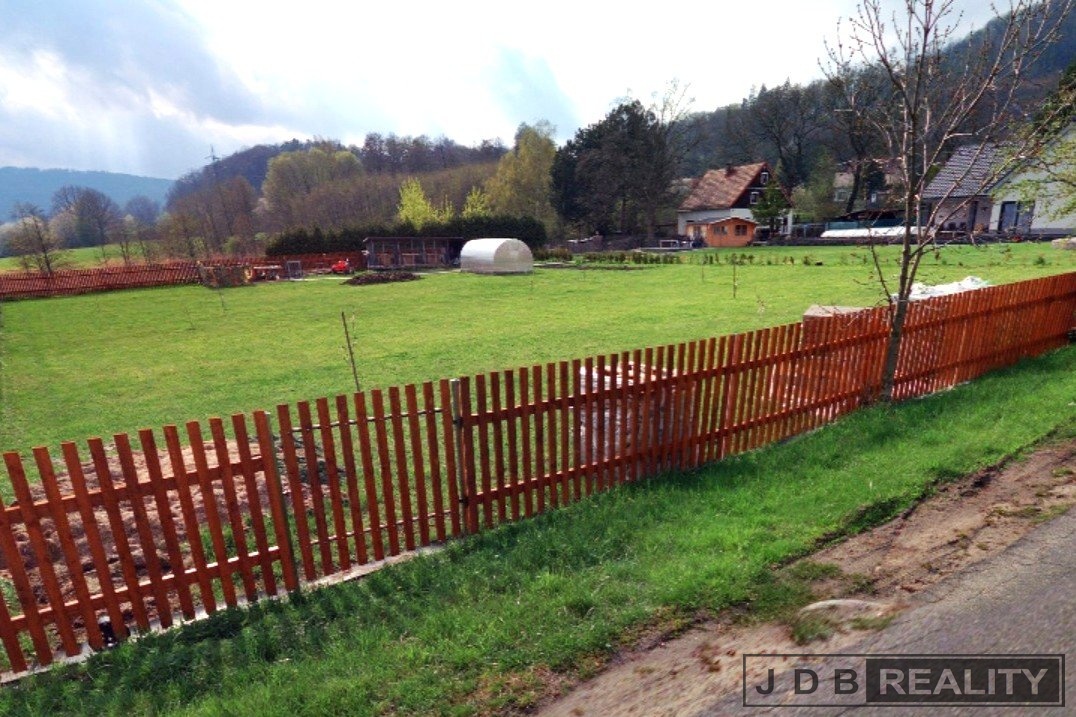 pozemek na prodej (2)