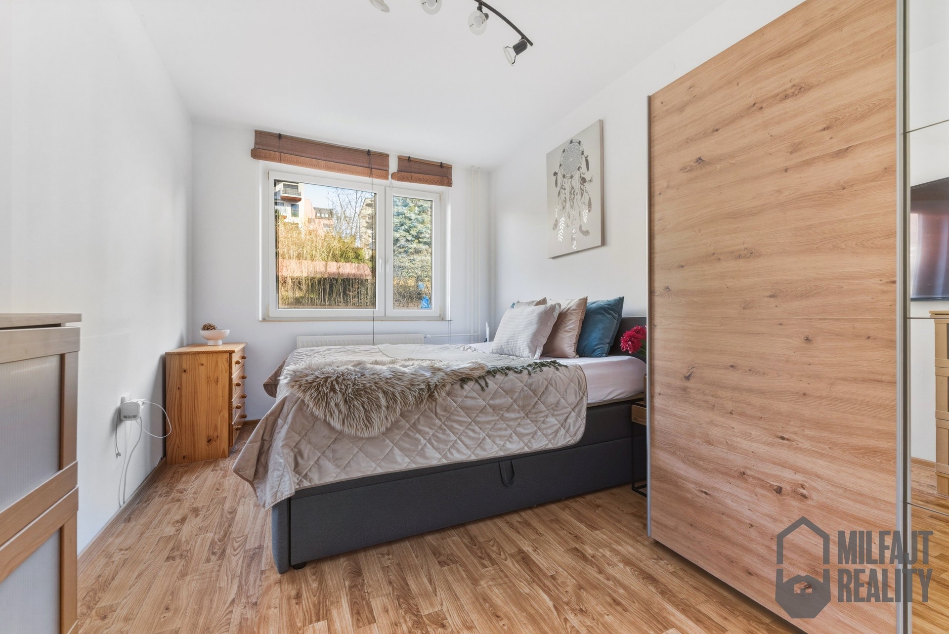 Liberec_Hve?zdna?_491_plne? rozlis?eni?-11