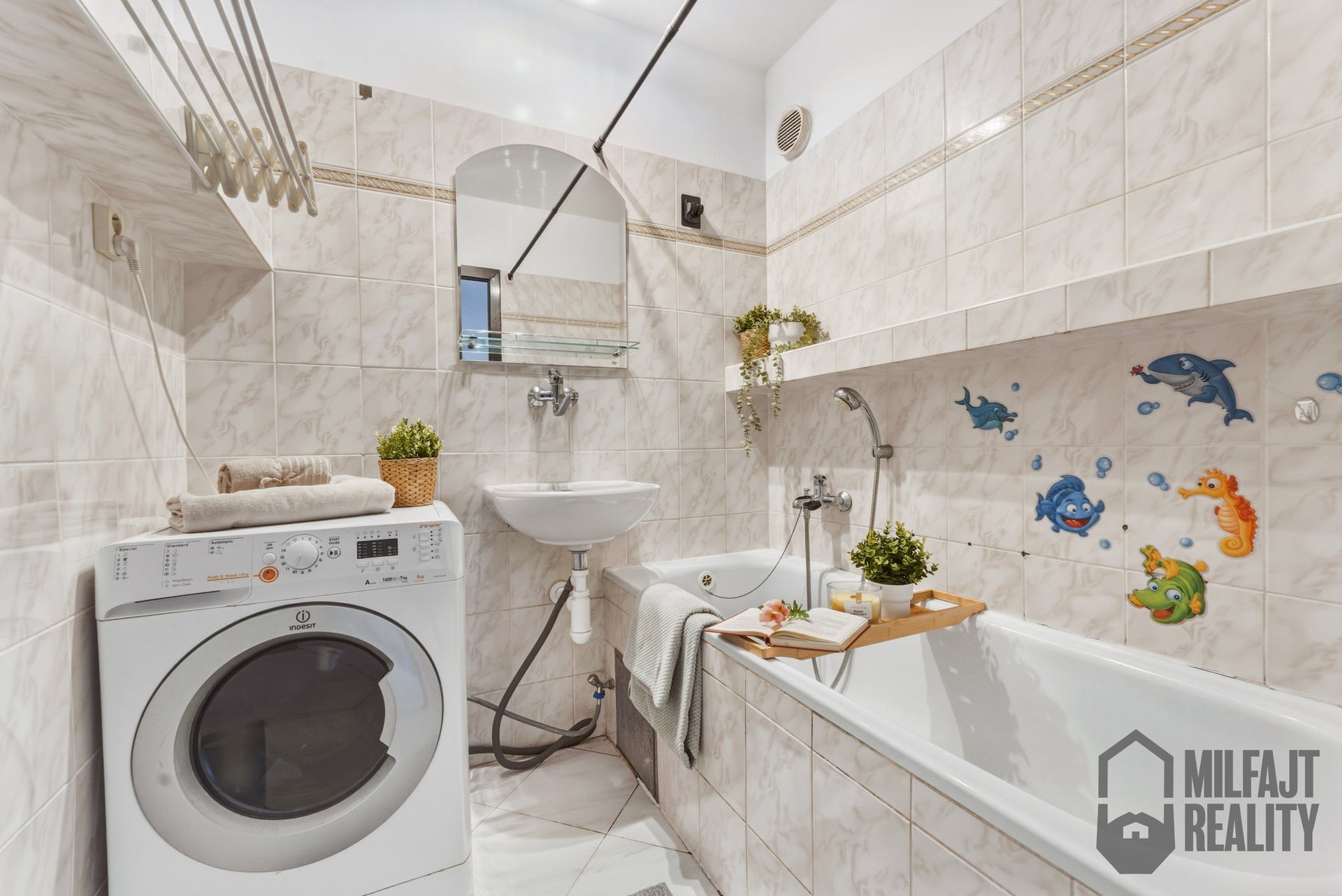 Liberec_Hve?zdna?_491_plne? rozlis?eni?-19