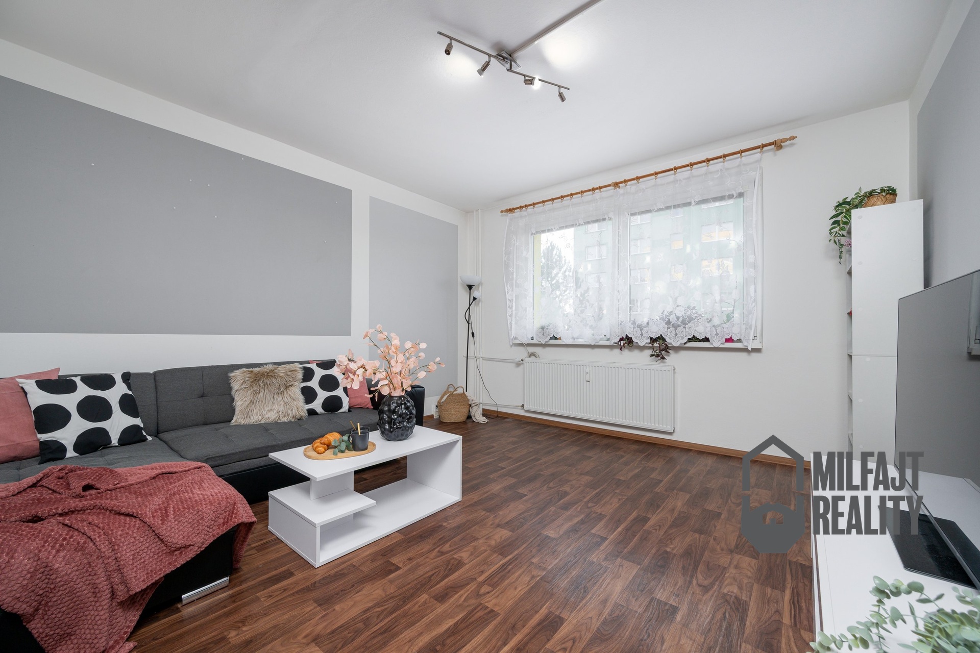 2026-01-20-14-33-19-CZ8_5857