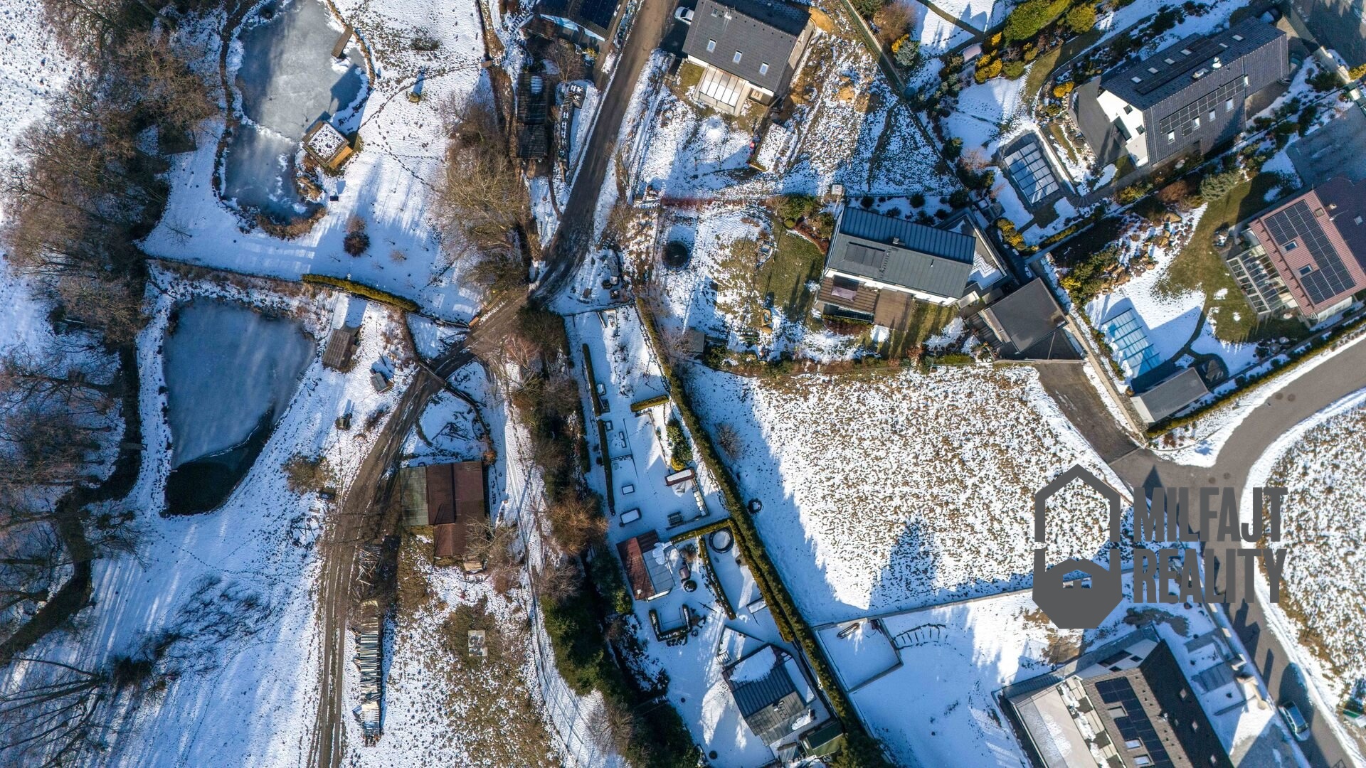 (2) Jirka Pozemek Foto 16