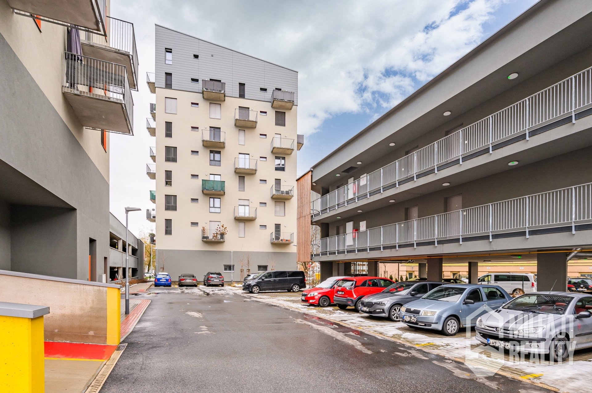 2023-12-11-08-58-14-CZ6_6850