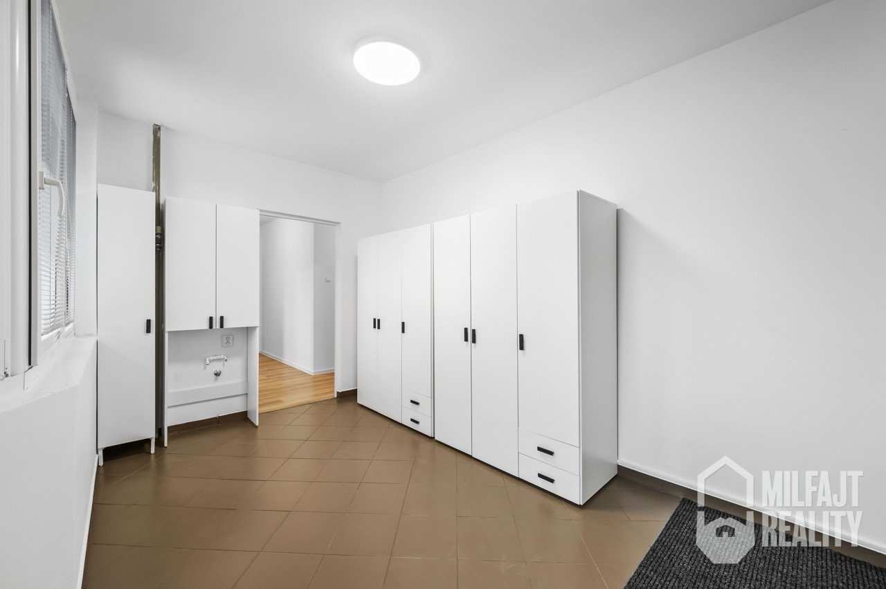 2023-11-24-13-23-10-CZ6_5502 ve velke? velikosti