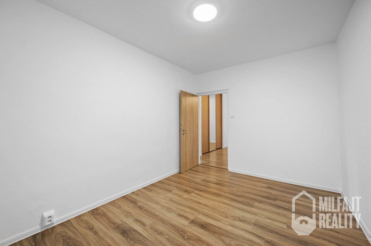 2023-11-24-13-15-31-CZ6_5466 ve velke? velikosti