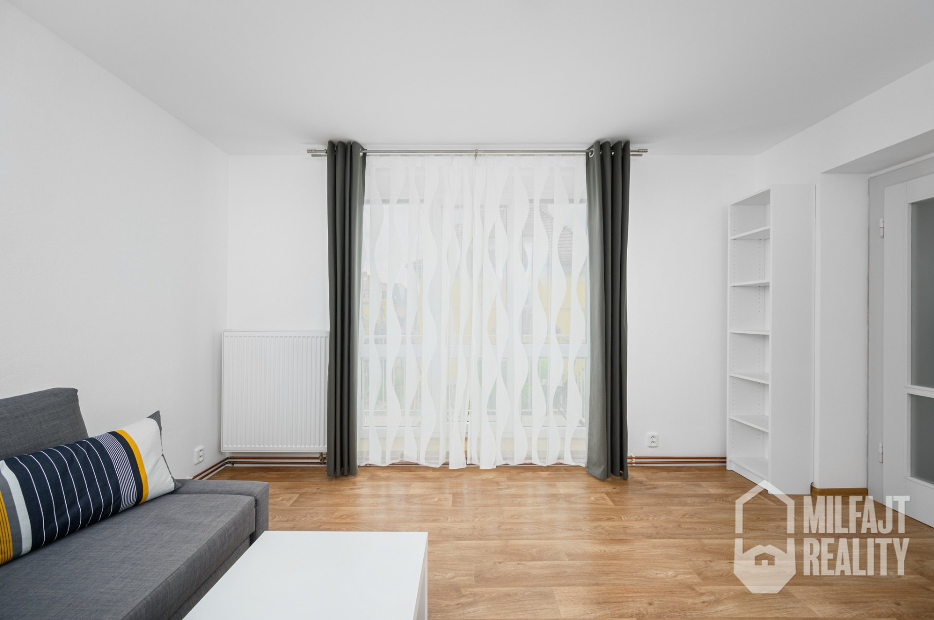 2023-06-13-14-09-14-CZ6_7446