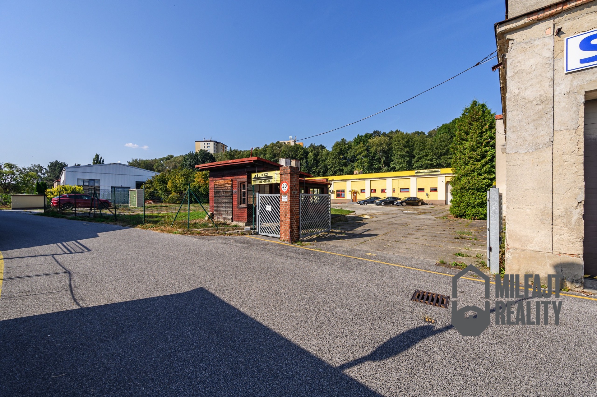 2024-09-03-15-40-32-CZ6_2051