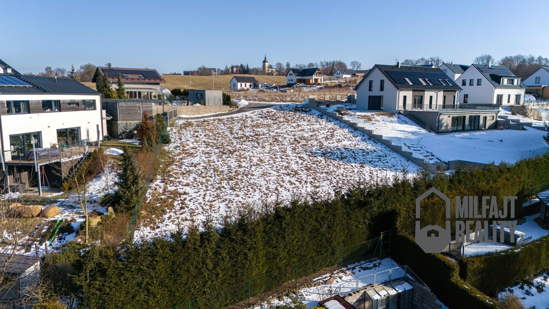 (2) Jirka Pozemek Foto 10