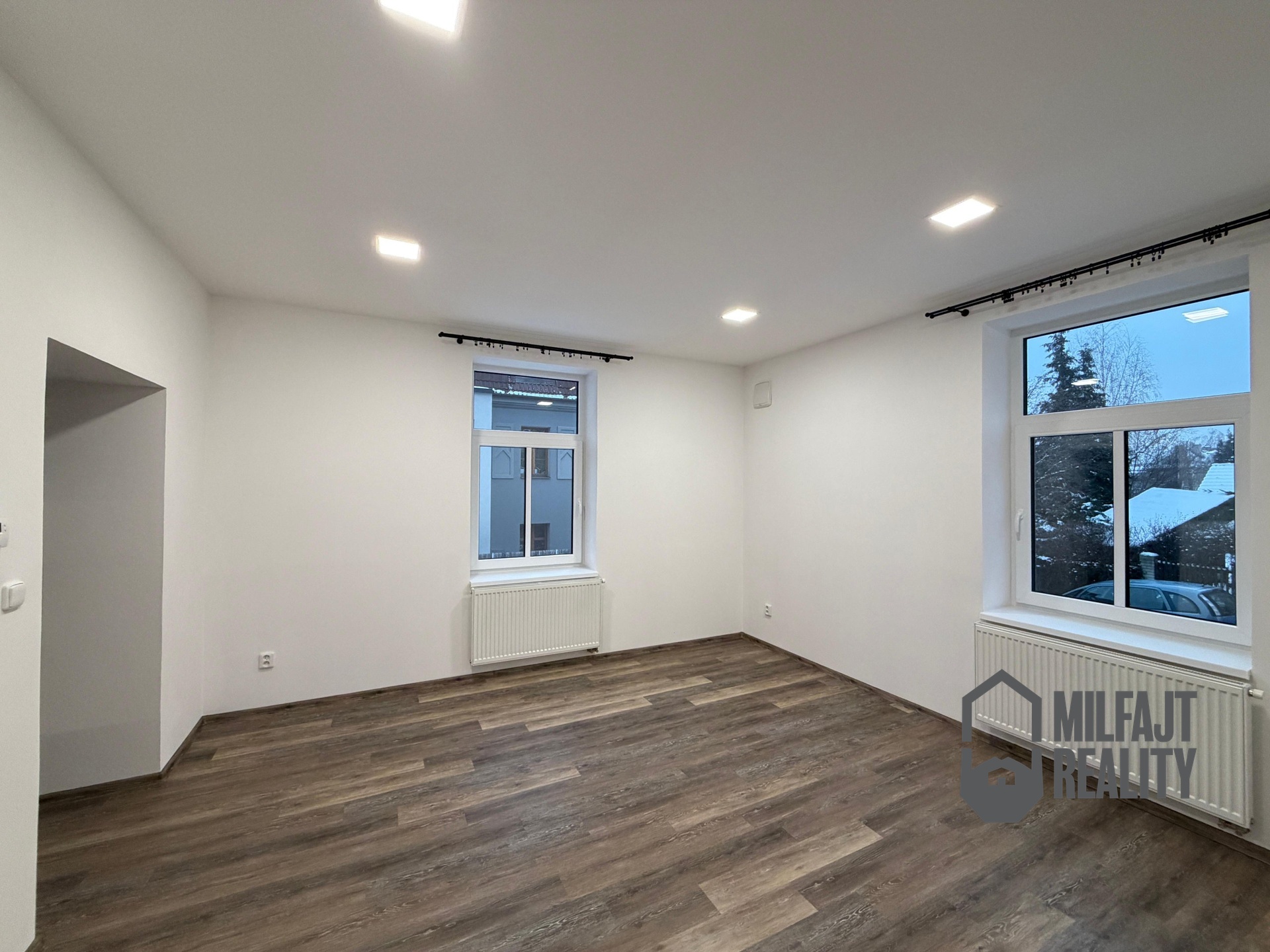 c7d3b26f-3450-43d6-91c2-dc97b24f6a1e