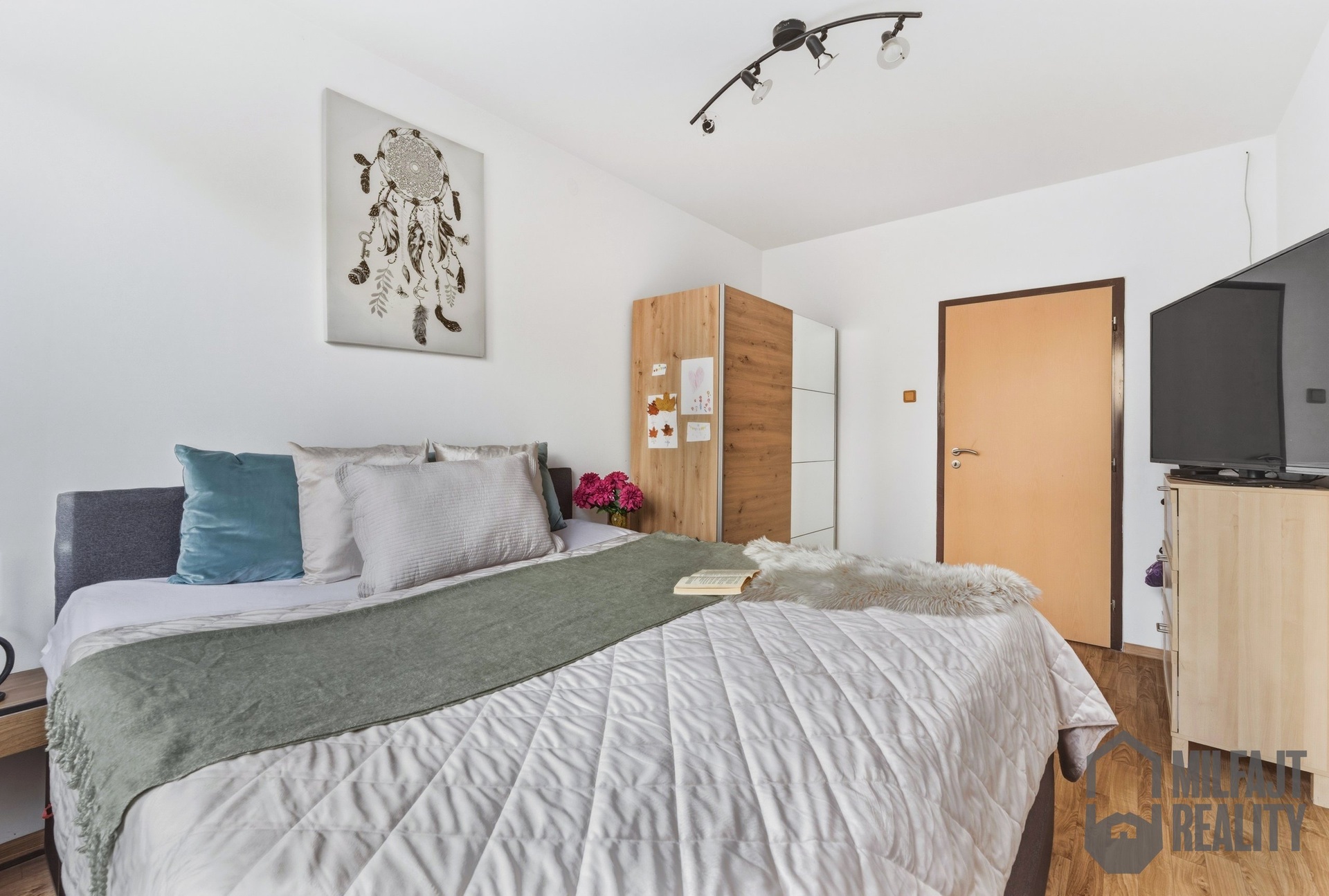 Liberec_Hve?zdna?_491_plne? rozlis?eni?-10