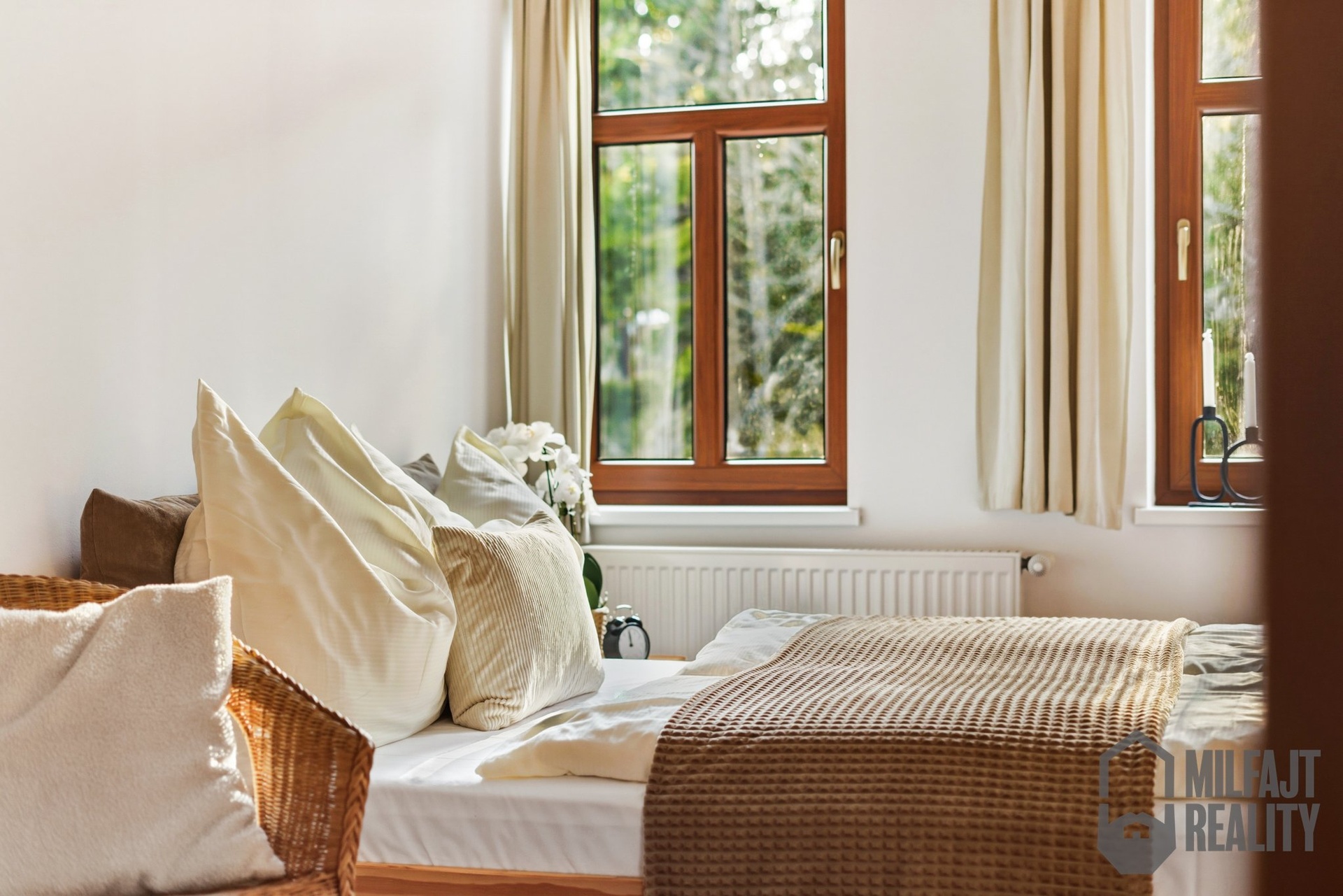 Karlov_2_rozlis?eni? pro web-3