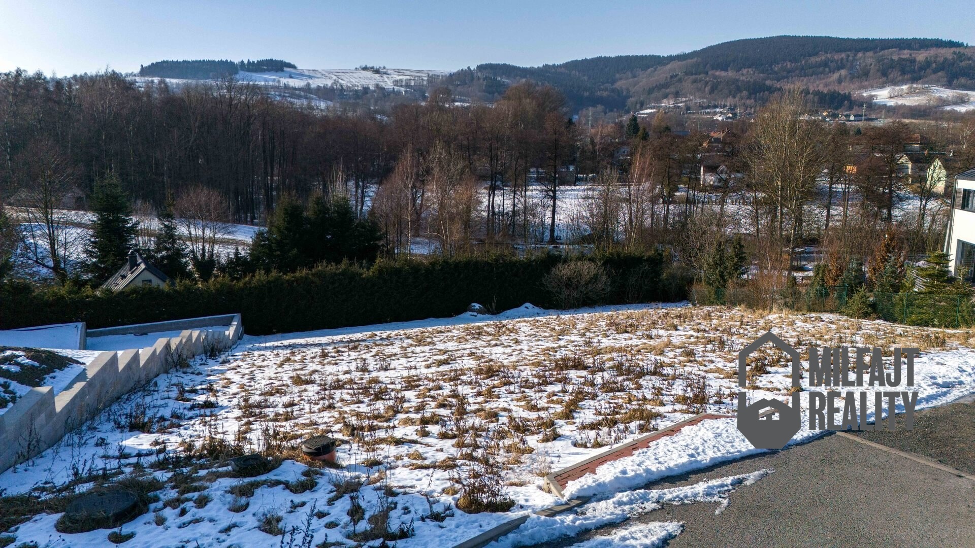 (2) Jirka Pozemek Foto 20