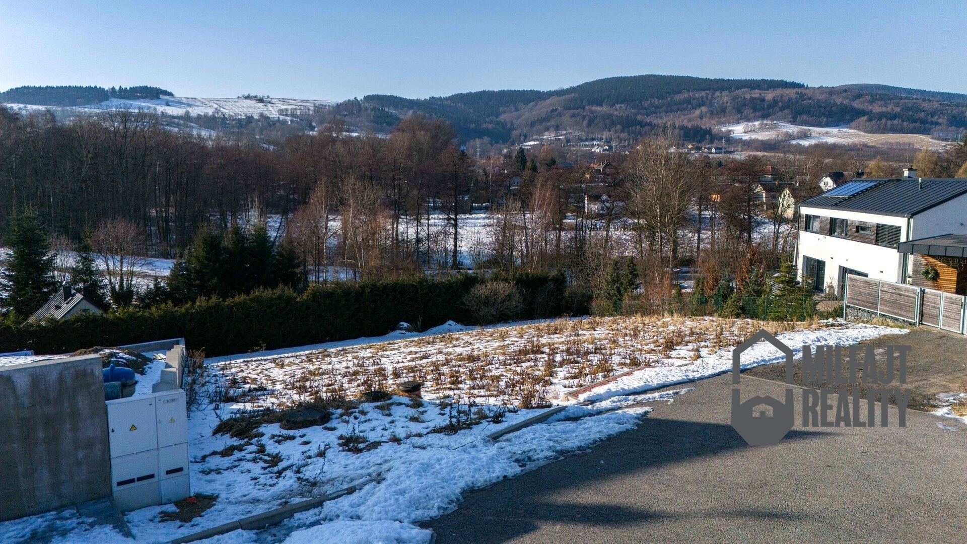 (2) Jirka Pozemek Foto 19