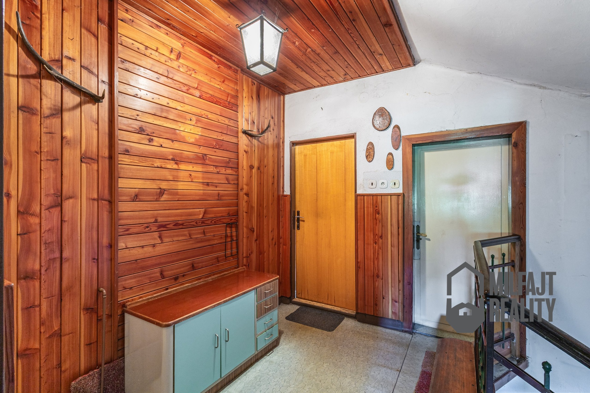 Prodej rodinného domu 203 m² – pohled 6